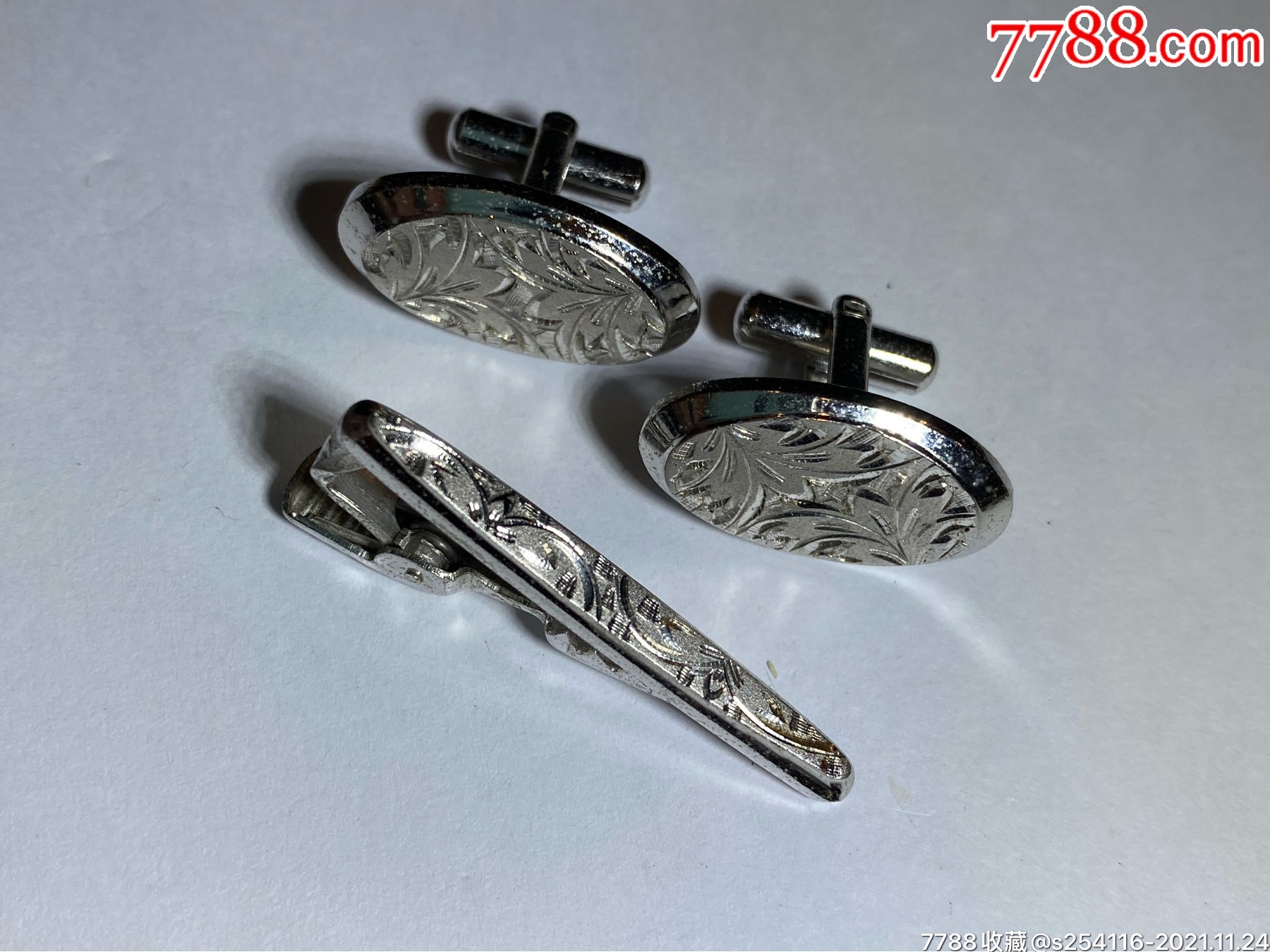 日本制雕金工艺领带夹袖扣套装领带夹538mm袖扣1424mm重18克特价18