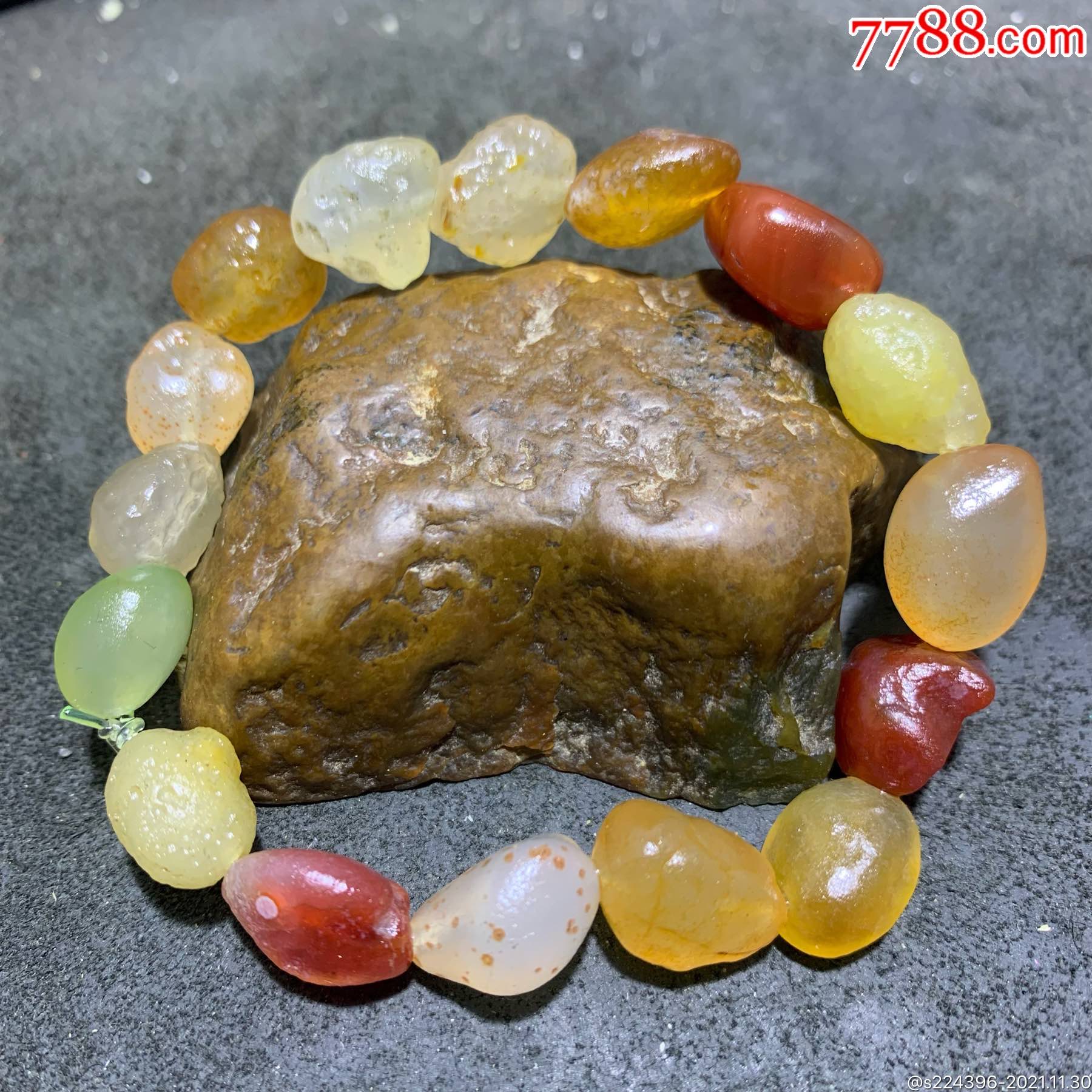 精美天然洁净透彻阿拉善彩珠玛瑙手串一条