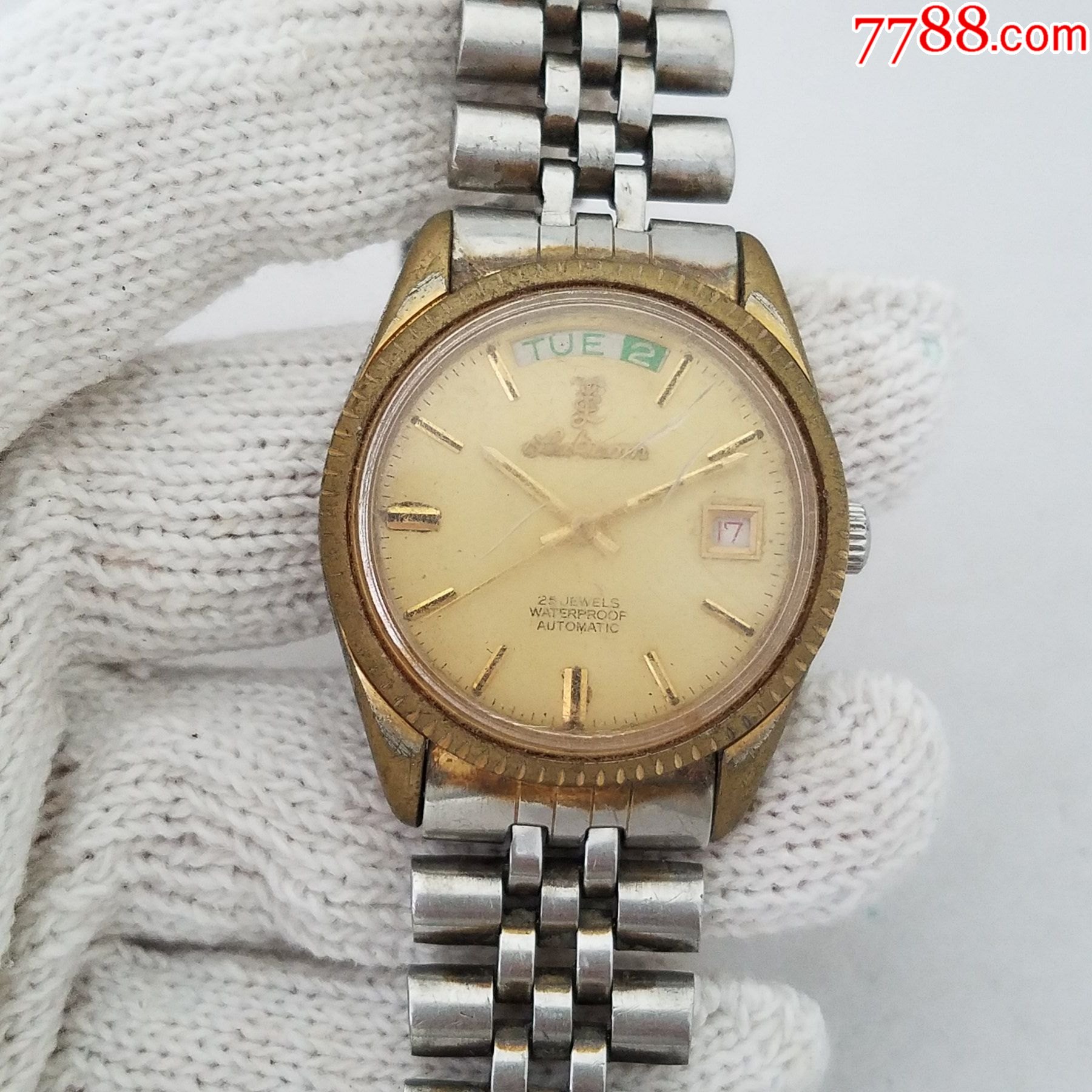 快拍     瑞士绿琴自动机械男表【2834-2机芯】【独特开天窗