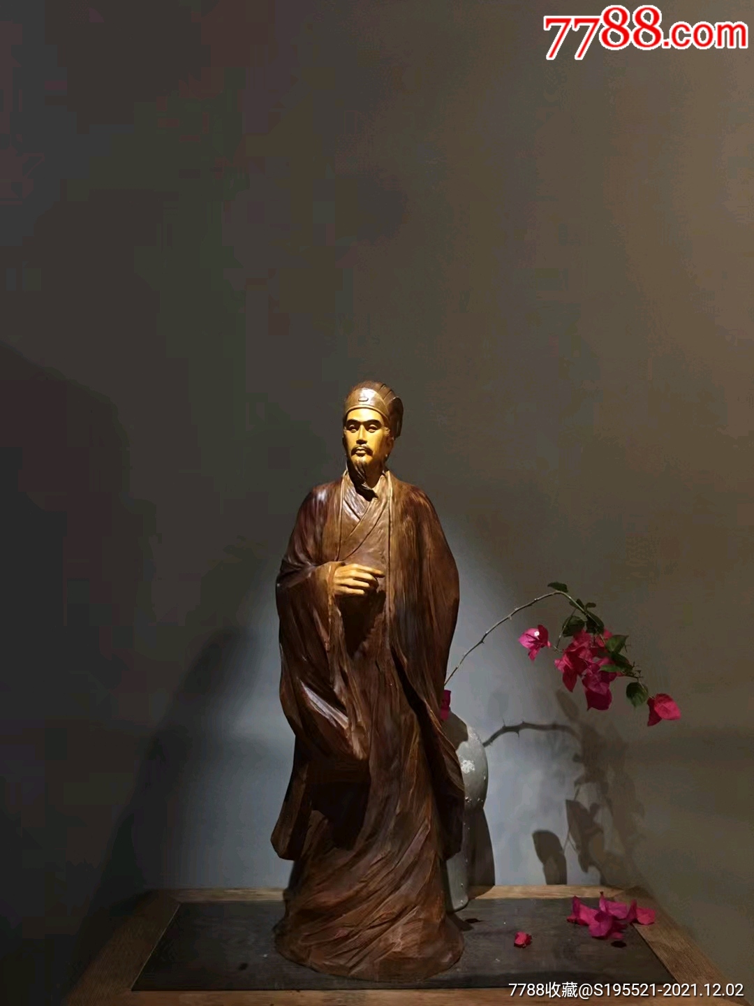 桧木木雕摆件诸葛亮