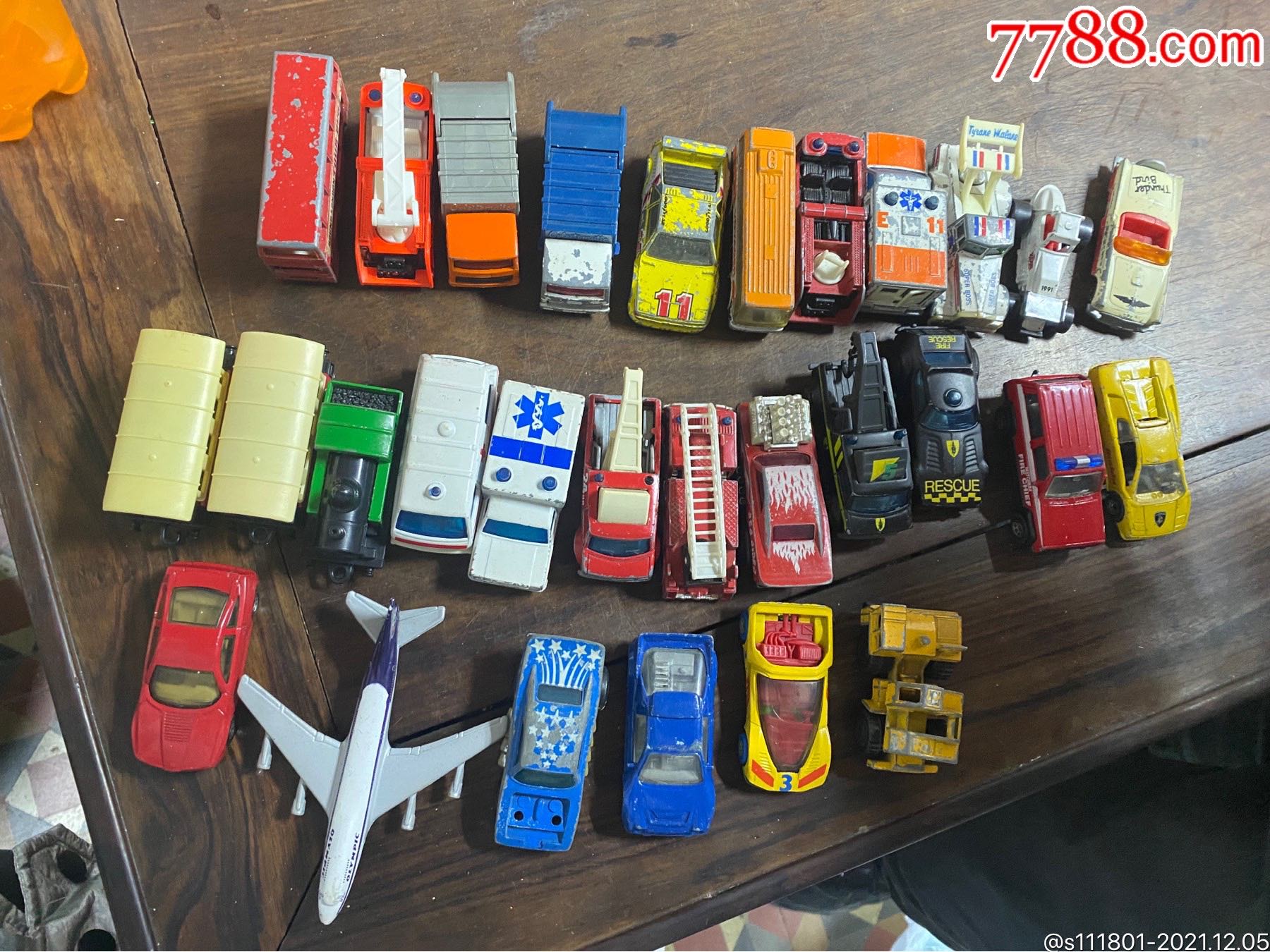 火柴盒汽车一组