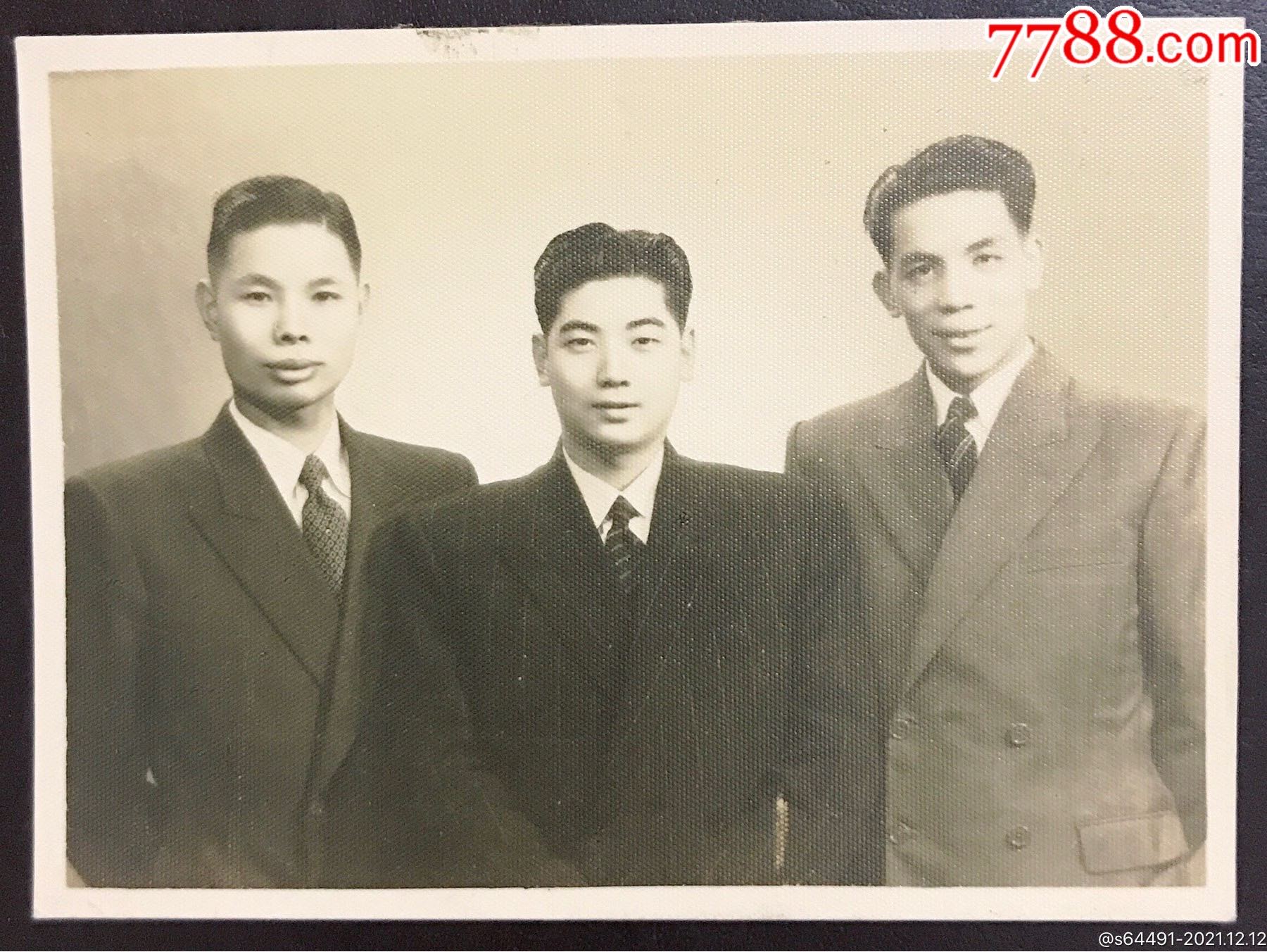 民国西装男子合影-价格:10元-au28625546-老照片 -加价-7788挂历收藏
