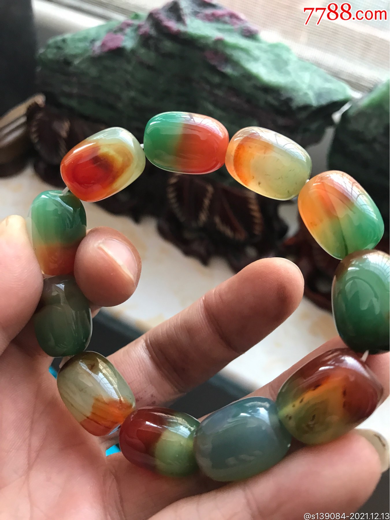 北红七彩玛瑙手串黑龙江逊客玛瑙纯天然