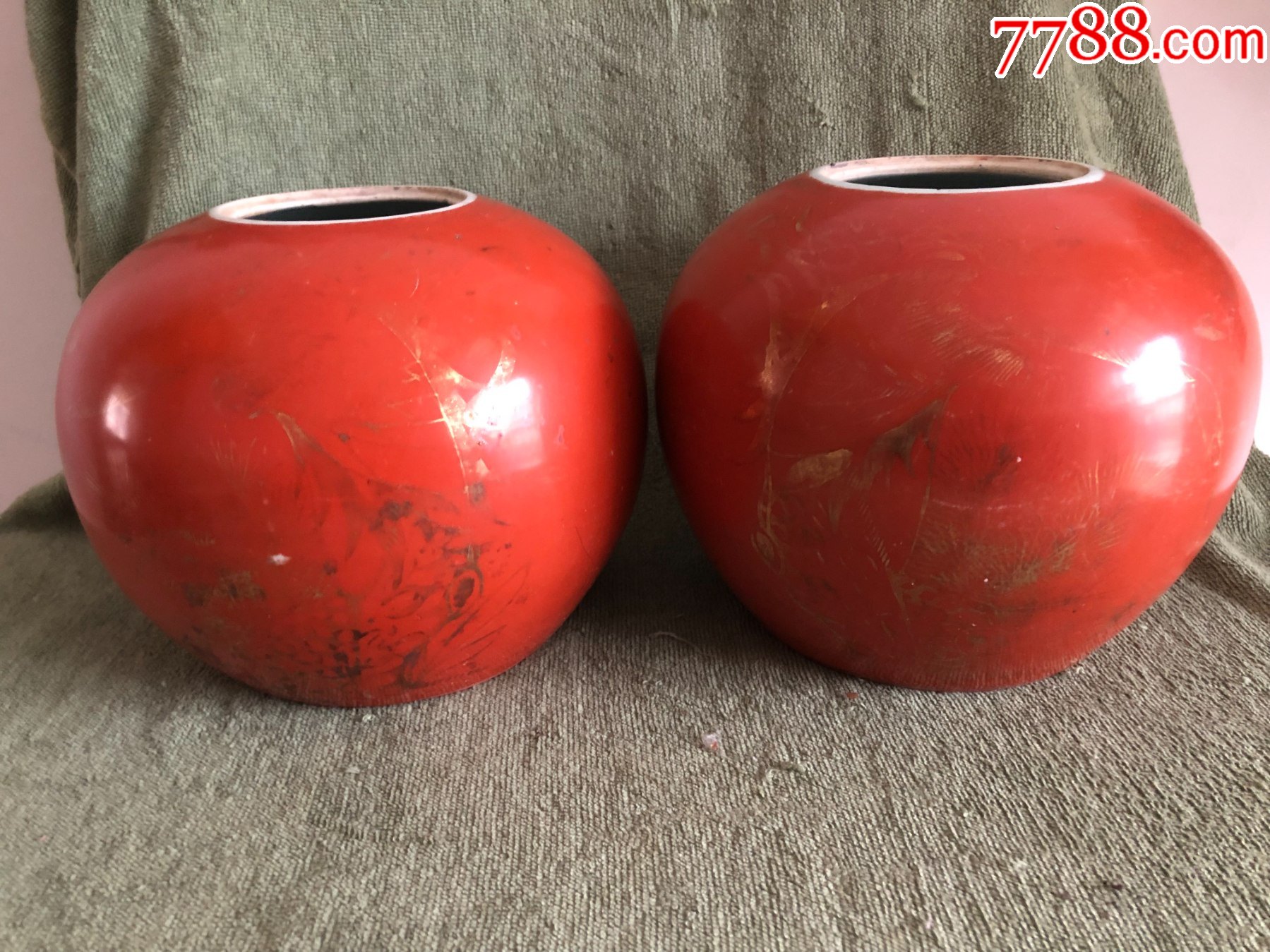 民国红釉描金西瓜罐一对