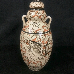 磁州窑手绘鱼纹赏瓶器型周正绘画生动细腻尺寸1532厘米