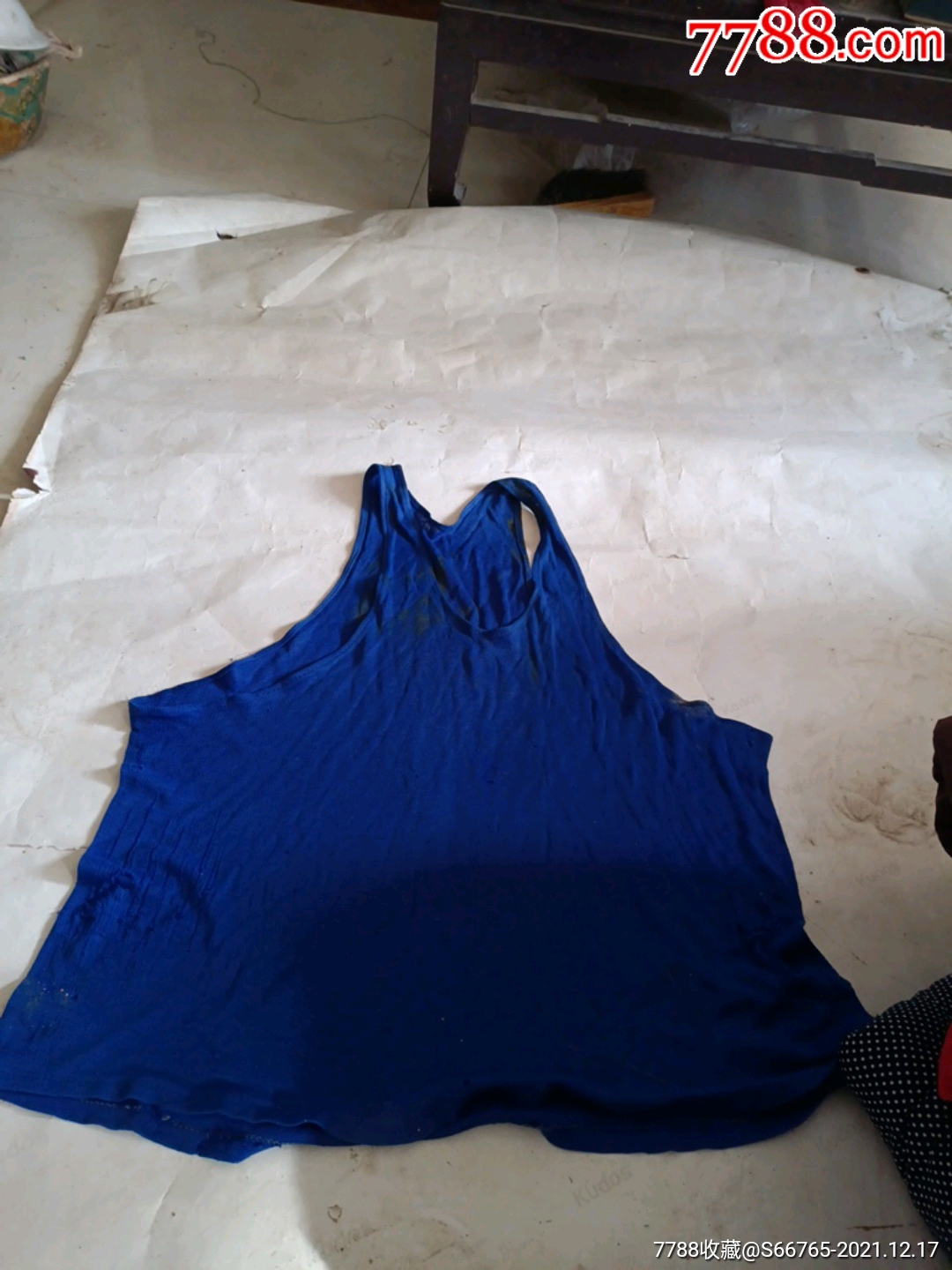 怀旧老式蓝棉背心