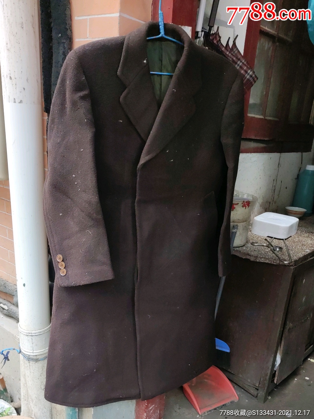 民国时惠男羊毛大衣
