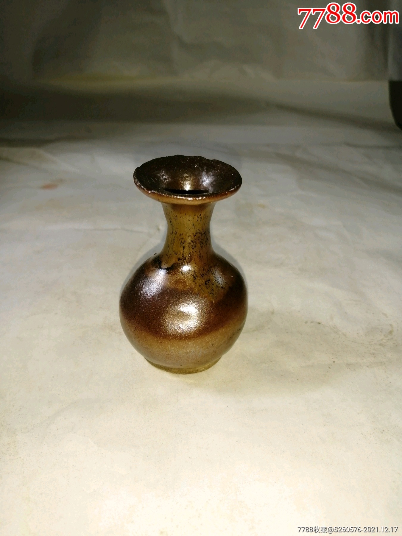 清代小玉壶春瓶