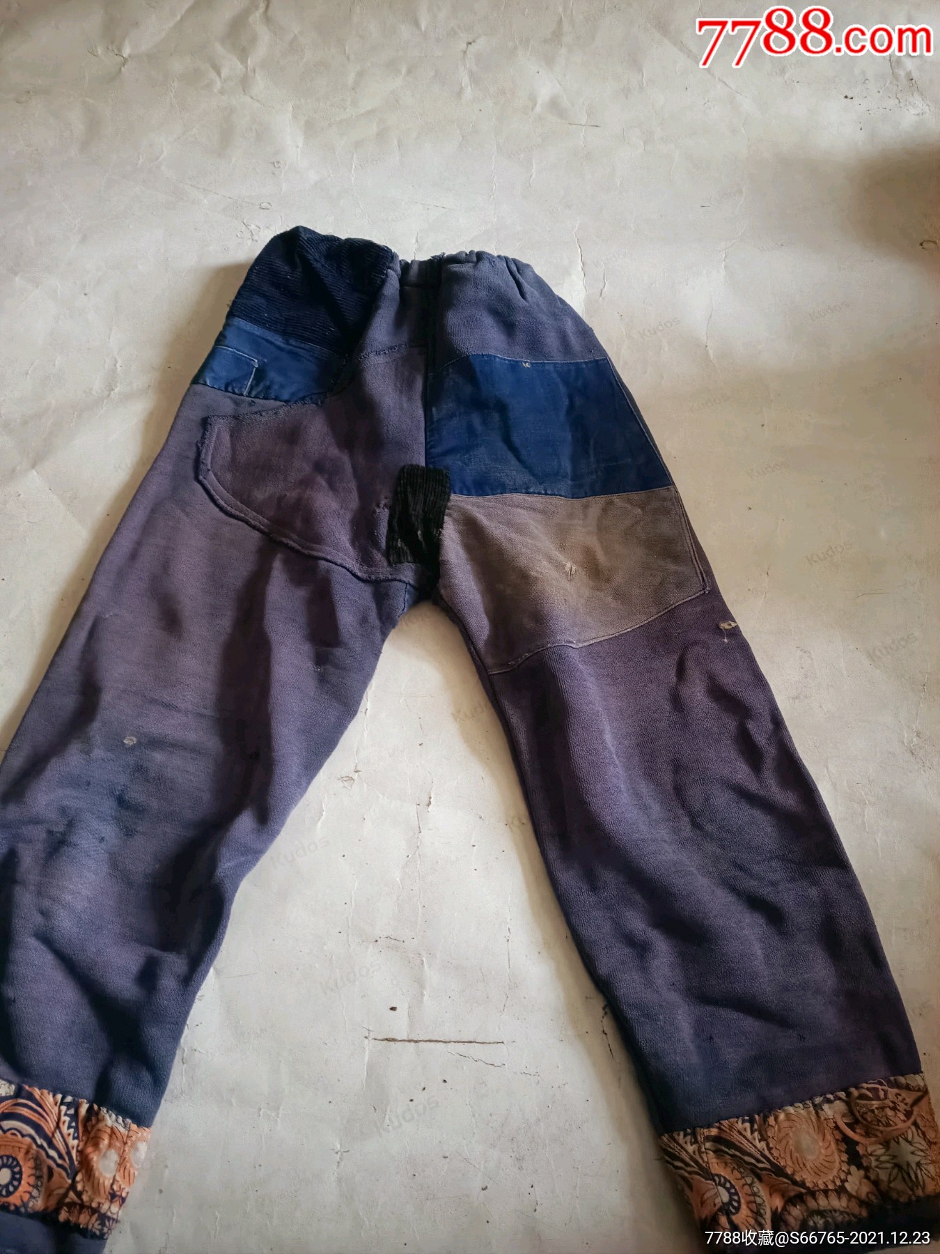 老式圆领粉红绒衣￥108品99怀旧老式落色劳动布裤￥208品99怀旧