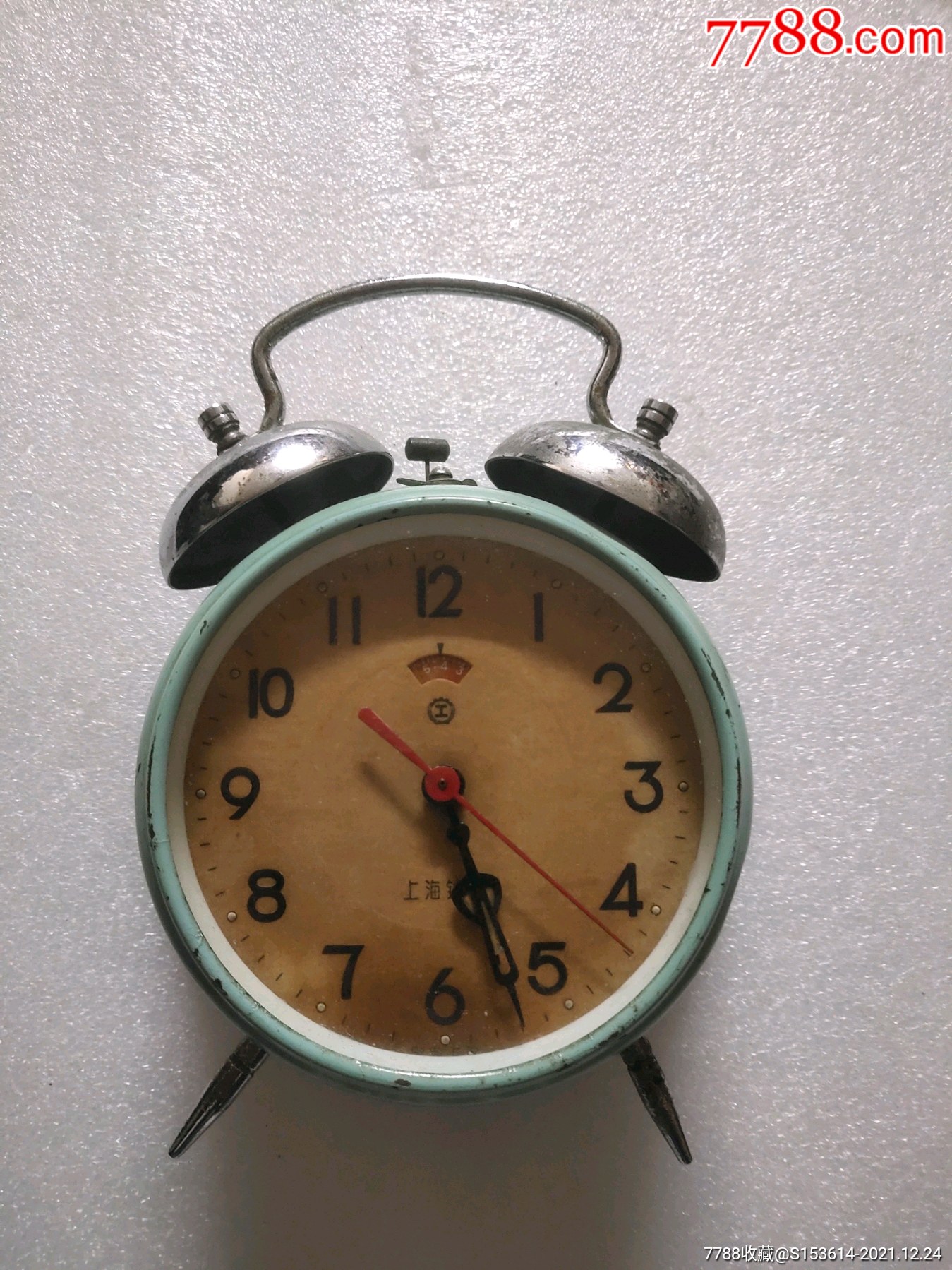 上海牌闹钟