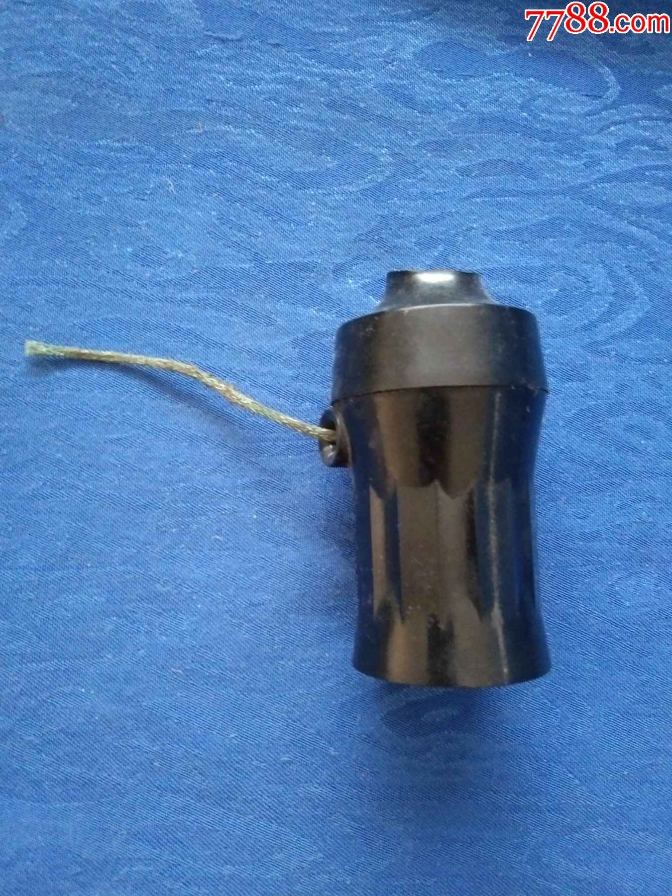 文革670年代书房卧室床头照明带拉线开关黑色塑料灯口生活老物件电器