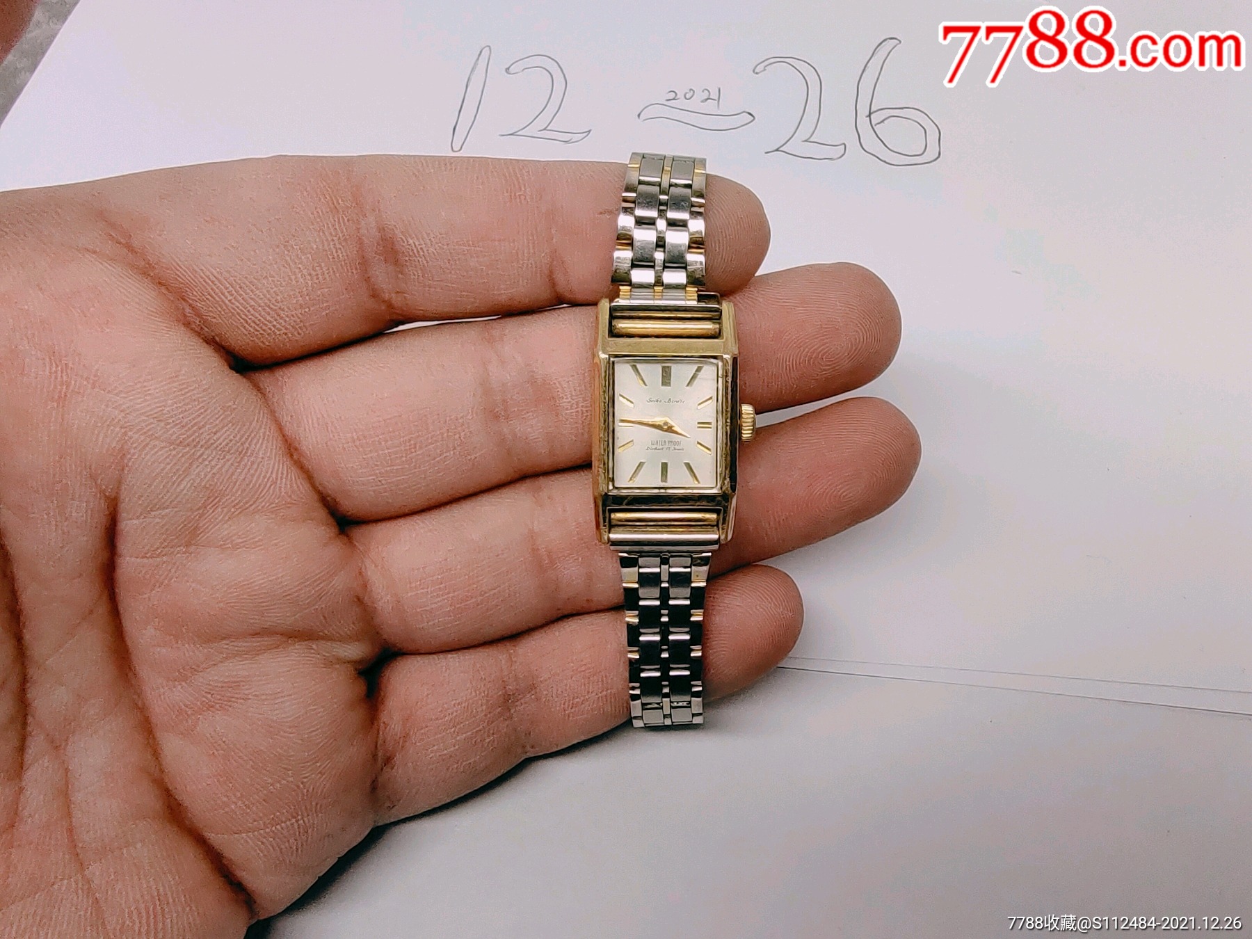 缩小更多"手表/腕表"商品>>>>$1069品99好品经典漂亮5钻精工seiko
