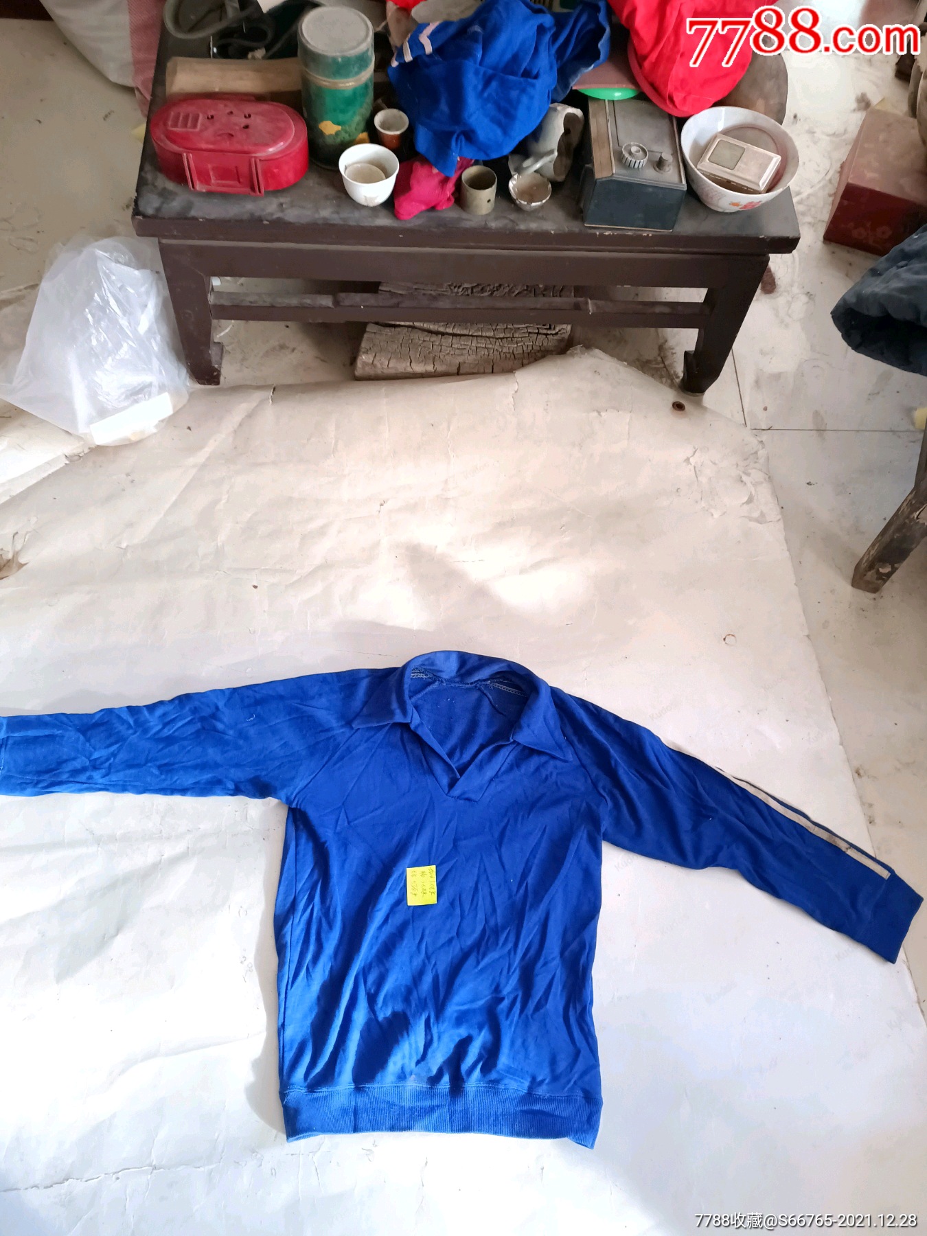 老式灰布旁开门裤￥108品99怀旧老式67十年代扣疙瘩花衬衣￥108品9