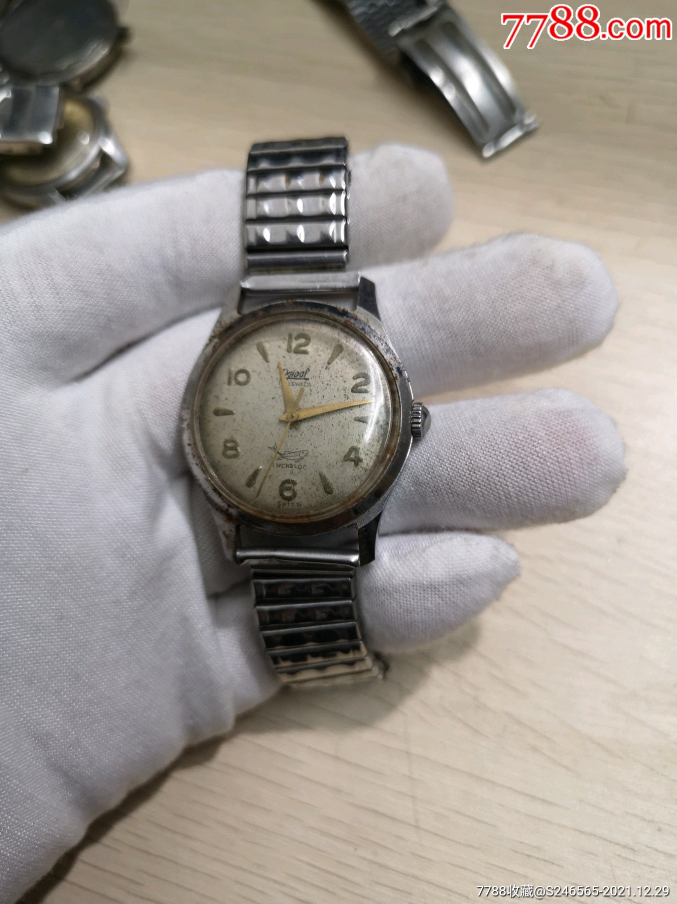 瑞士爱其华男装古董表