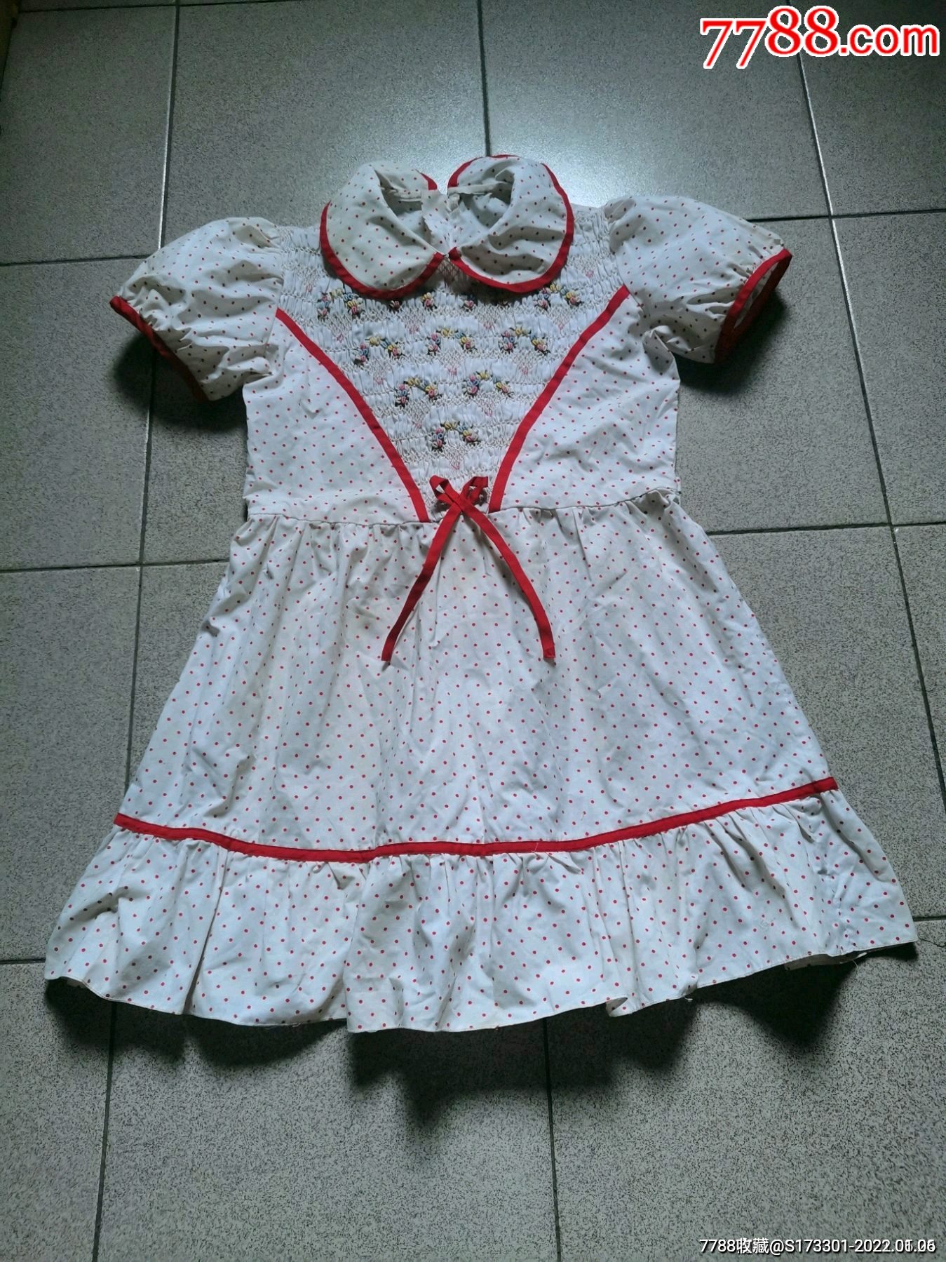 7080经典款童装花布裙子蝴蝶结