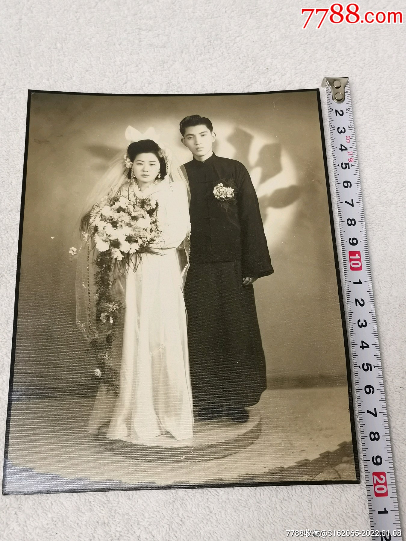 2张同一人民国结婚合影照_价格100元【老照片老物件杂项铺】_第1张