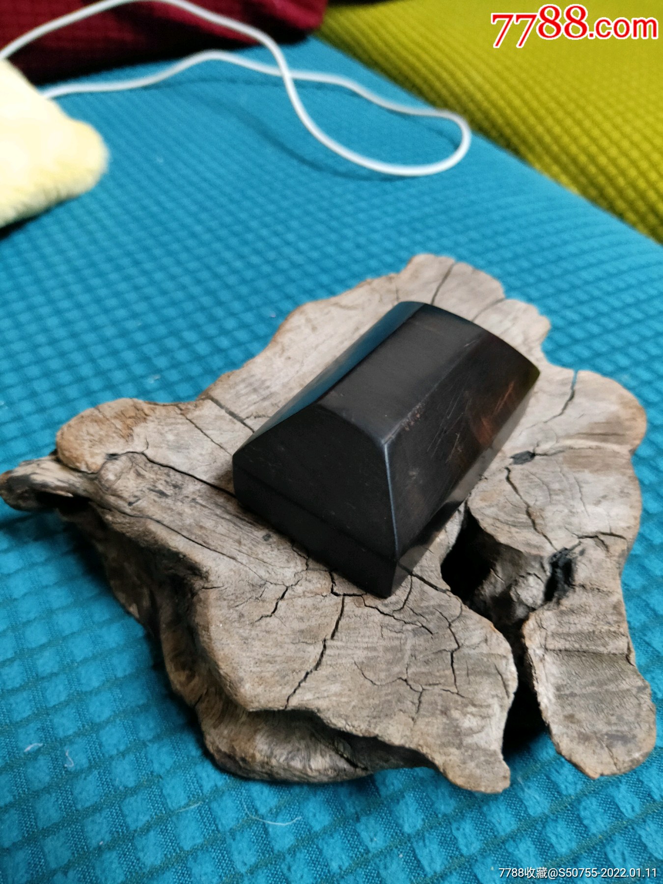 硬料酸枝类惊堂木一块完整无裂