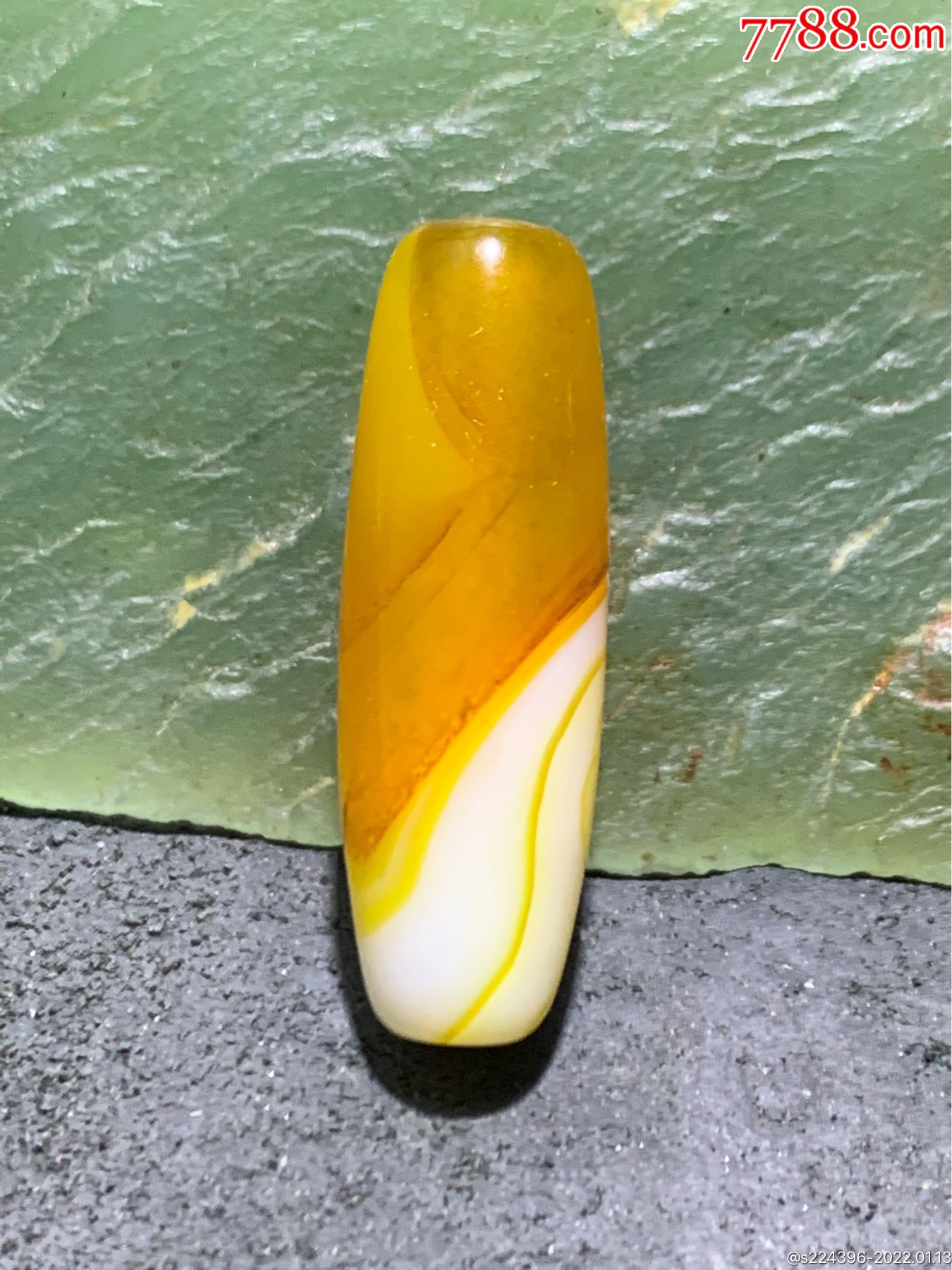 精美高玉化鸡油黄缠丝玛瑙桶珠一个