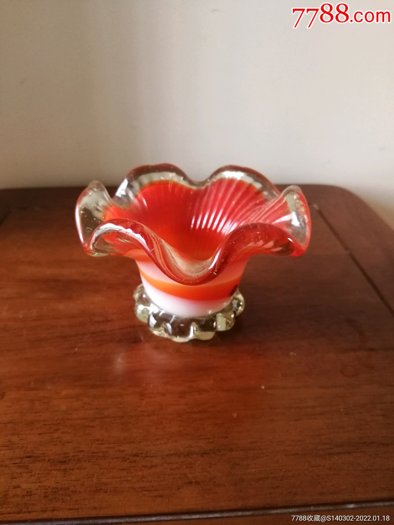 琉璃花朵烟灰缸_价格38元_第1张