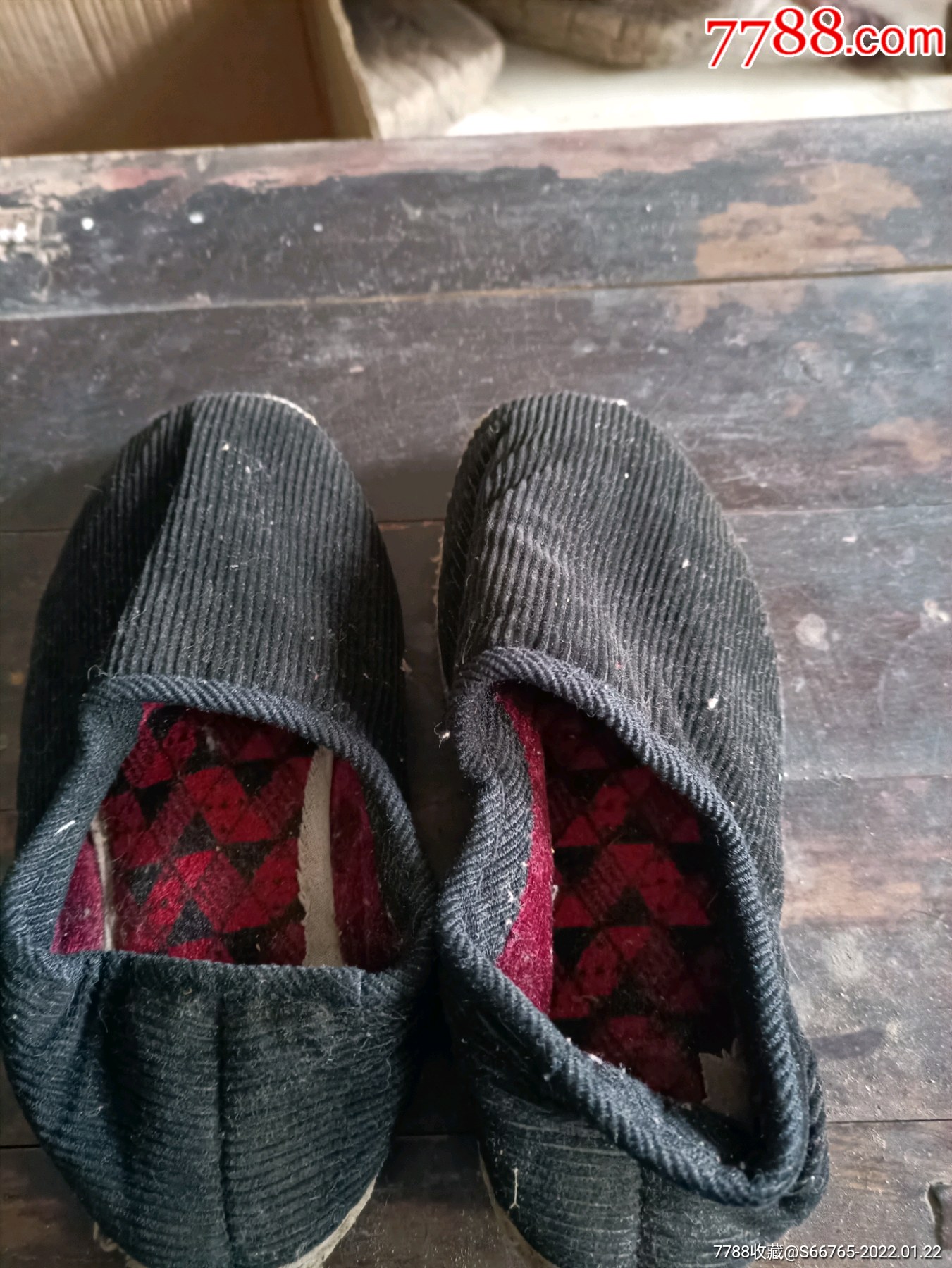 怀旧老手工黑条绒布底鞋