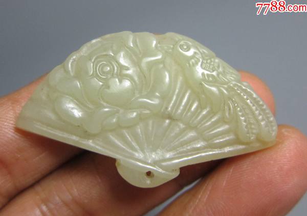 精致和田玉小挂件扇坠