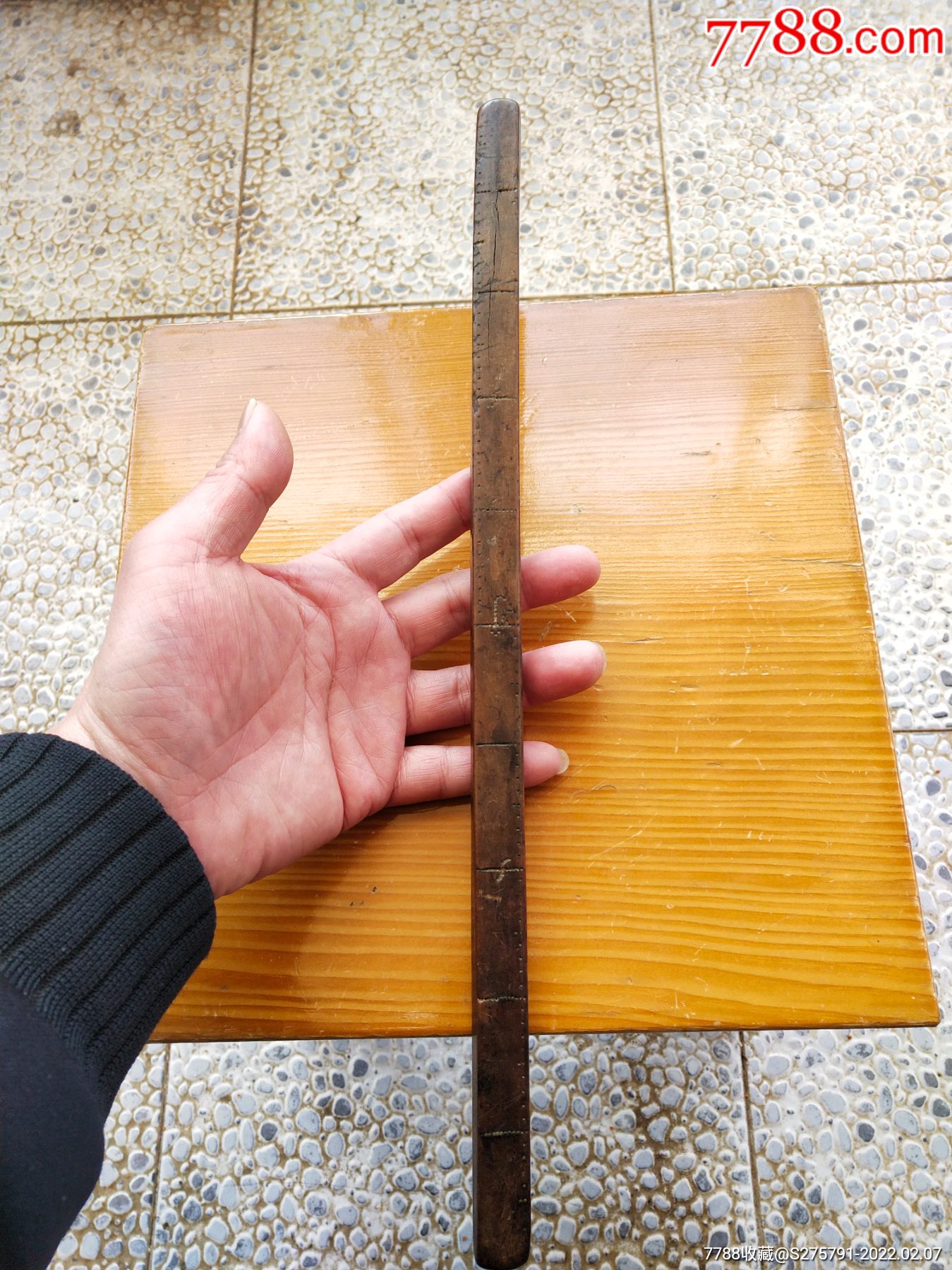 木尺估计一百年以上