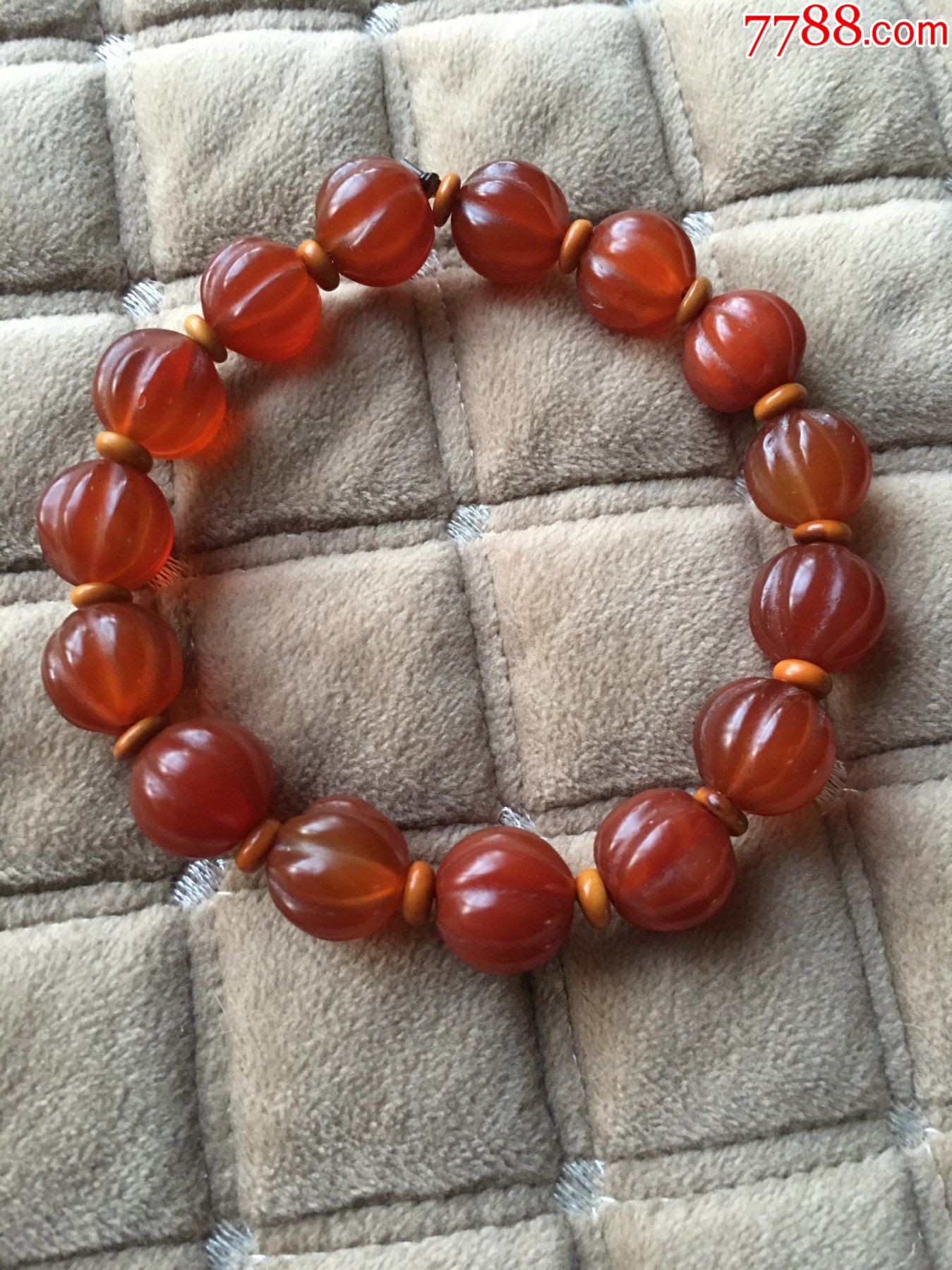 15粒天然酒红玛瑙瓜珠手串包邮