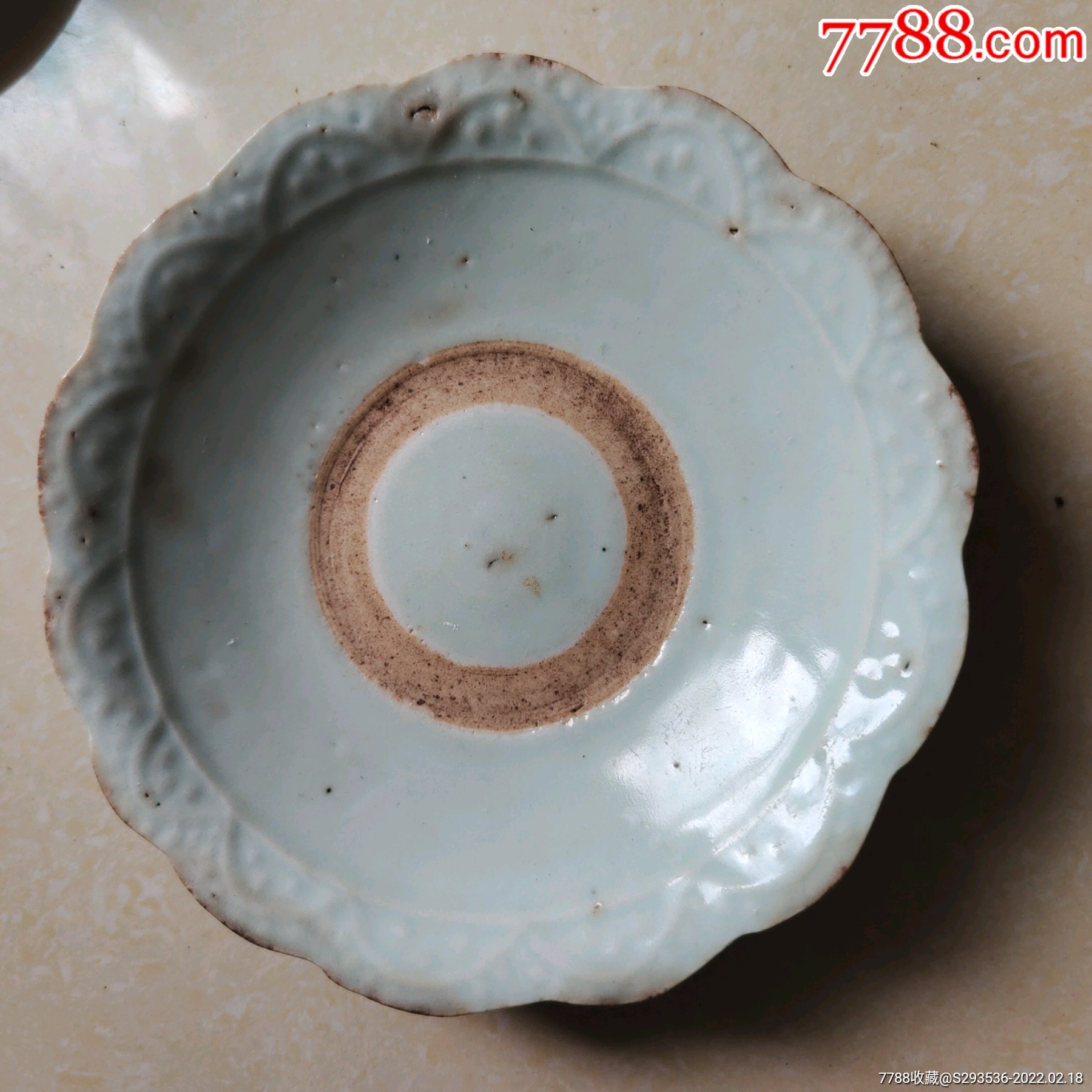 清雍正葵花口碗盘