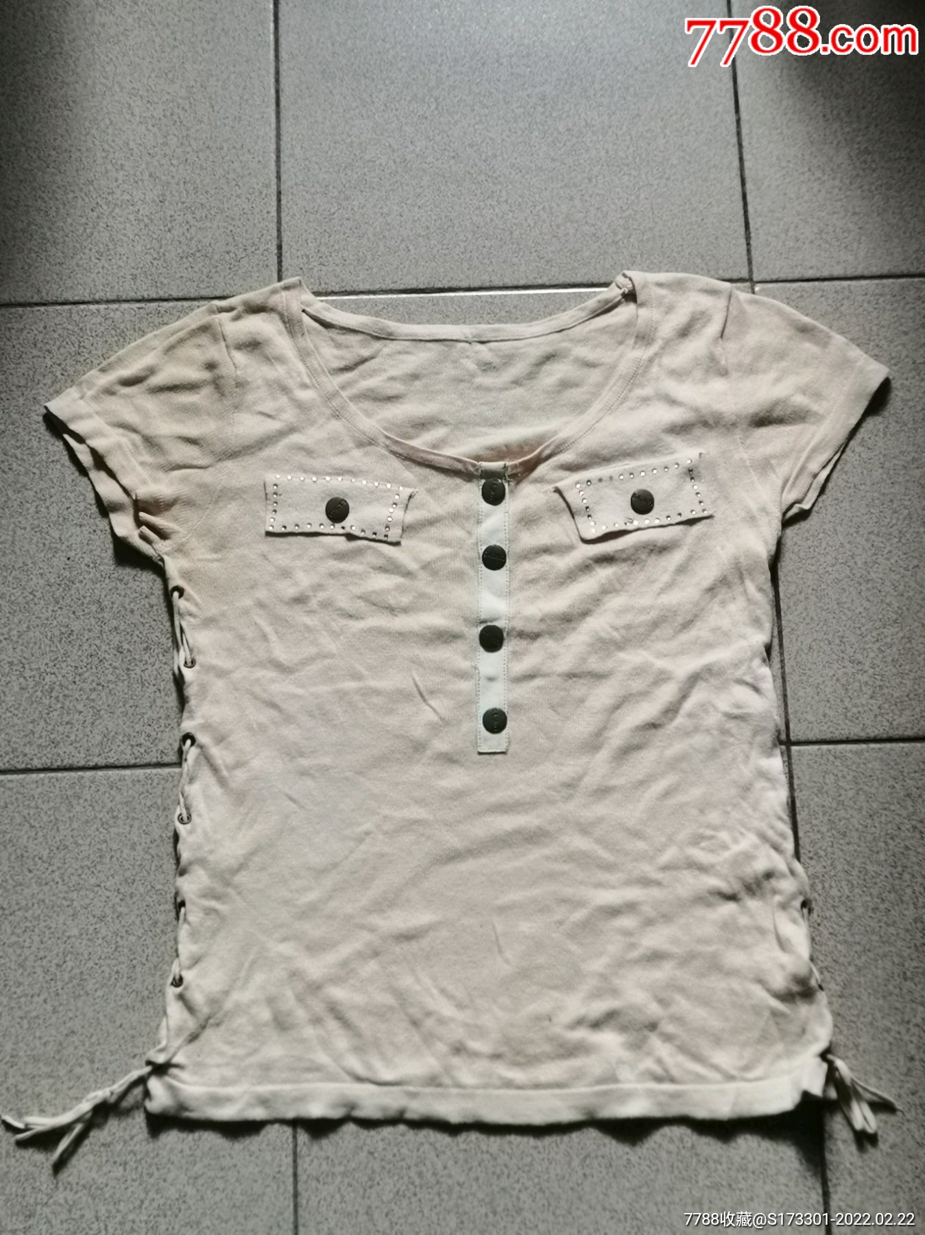 棉质老式裙子￥10五品以下99束腰裙子,无脏无破￥109品99花格子