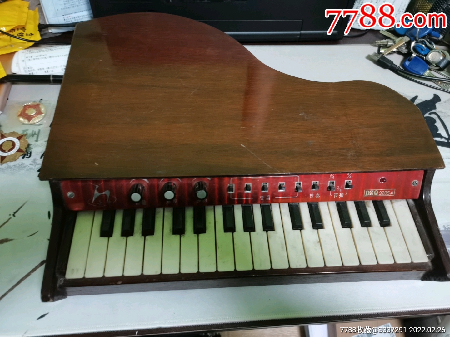 老式怀旧86年嘉乐电子琴