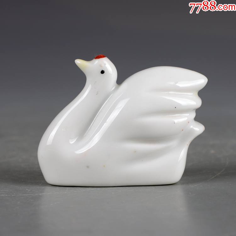 景德镇老厂瓷轻工部陶瓷研究所粉彩雕塑天鹅