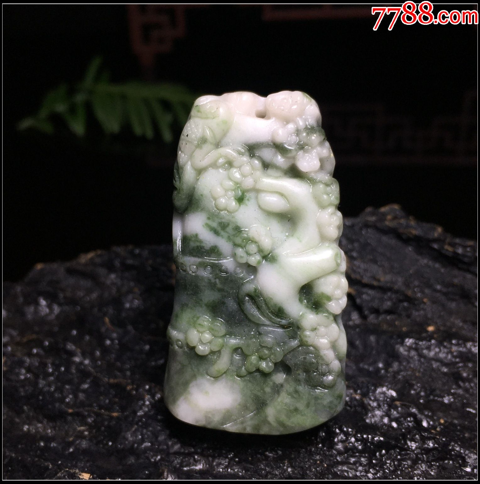 独山玉喜上眉梢吊坠_南阳玉/独山玉_第1张_7788核雕收藏