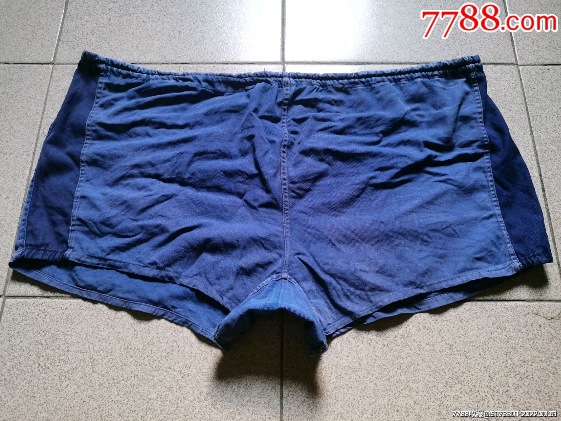 蓝色纯棉布裤衩短裤