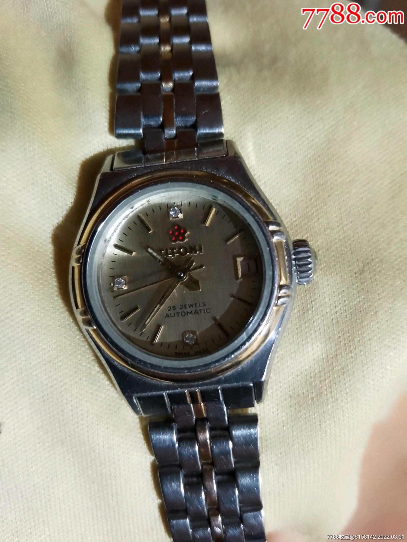 一块梅花女款表-价格:70元-au29370849-手表/腕表 -加价-7788木艺