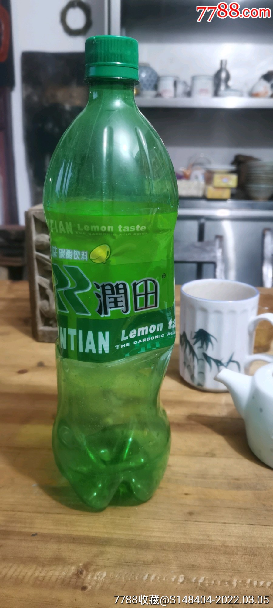 润田柠檬味碳酸饮料瓶