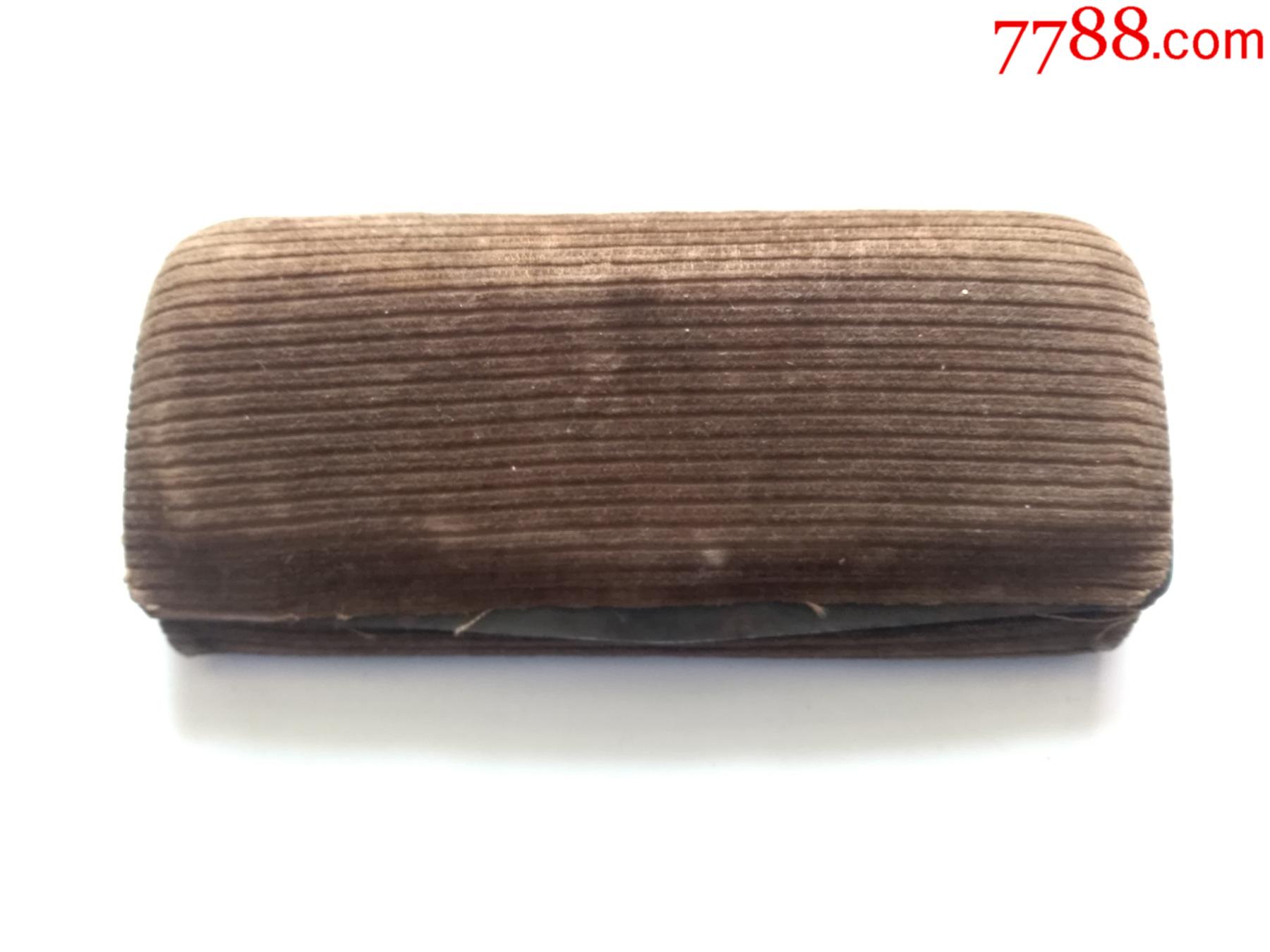 伪满时期老眼镜盒个头大少见点图可放大