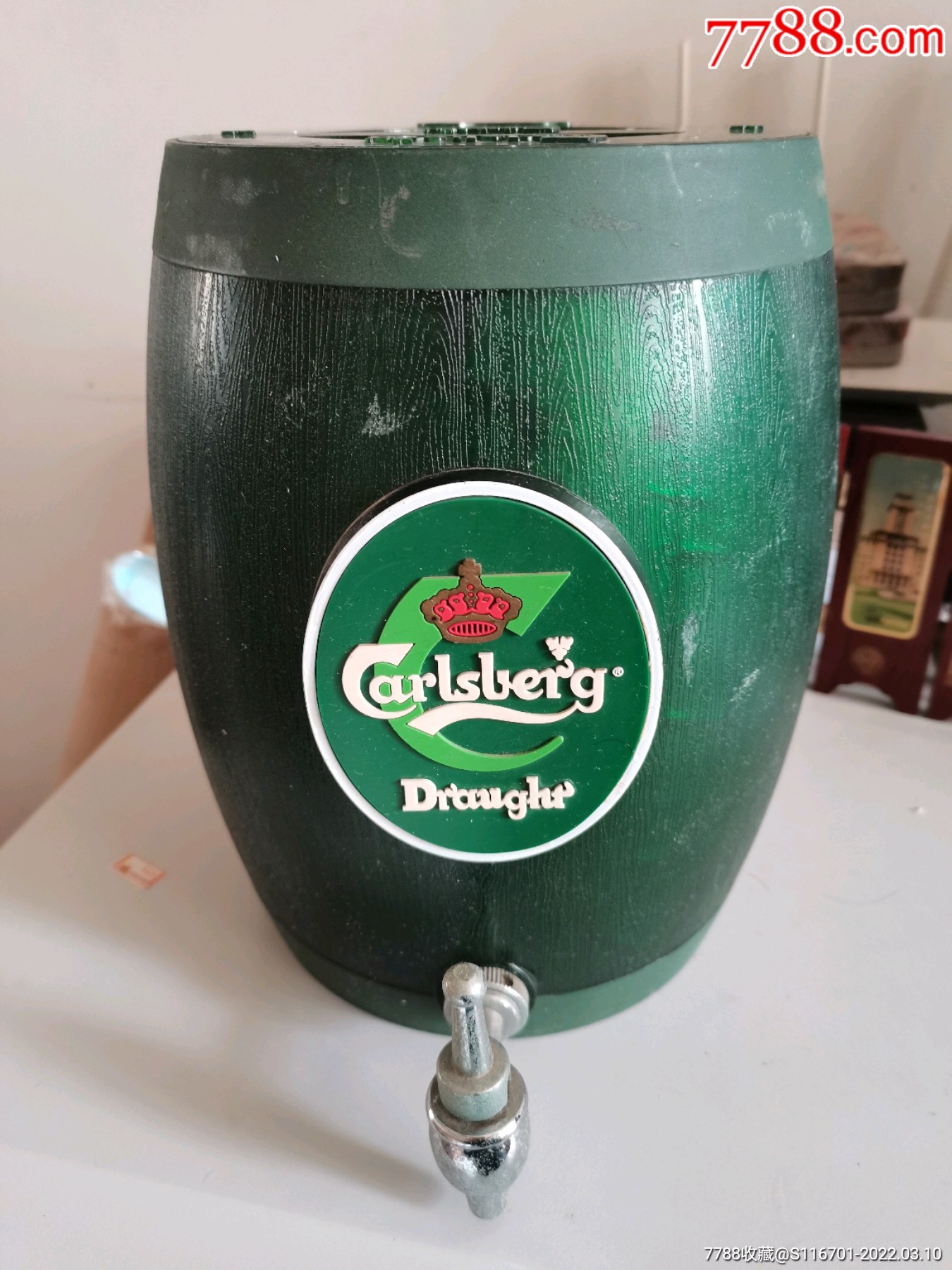 嘉士伯啤酒桶