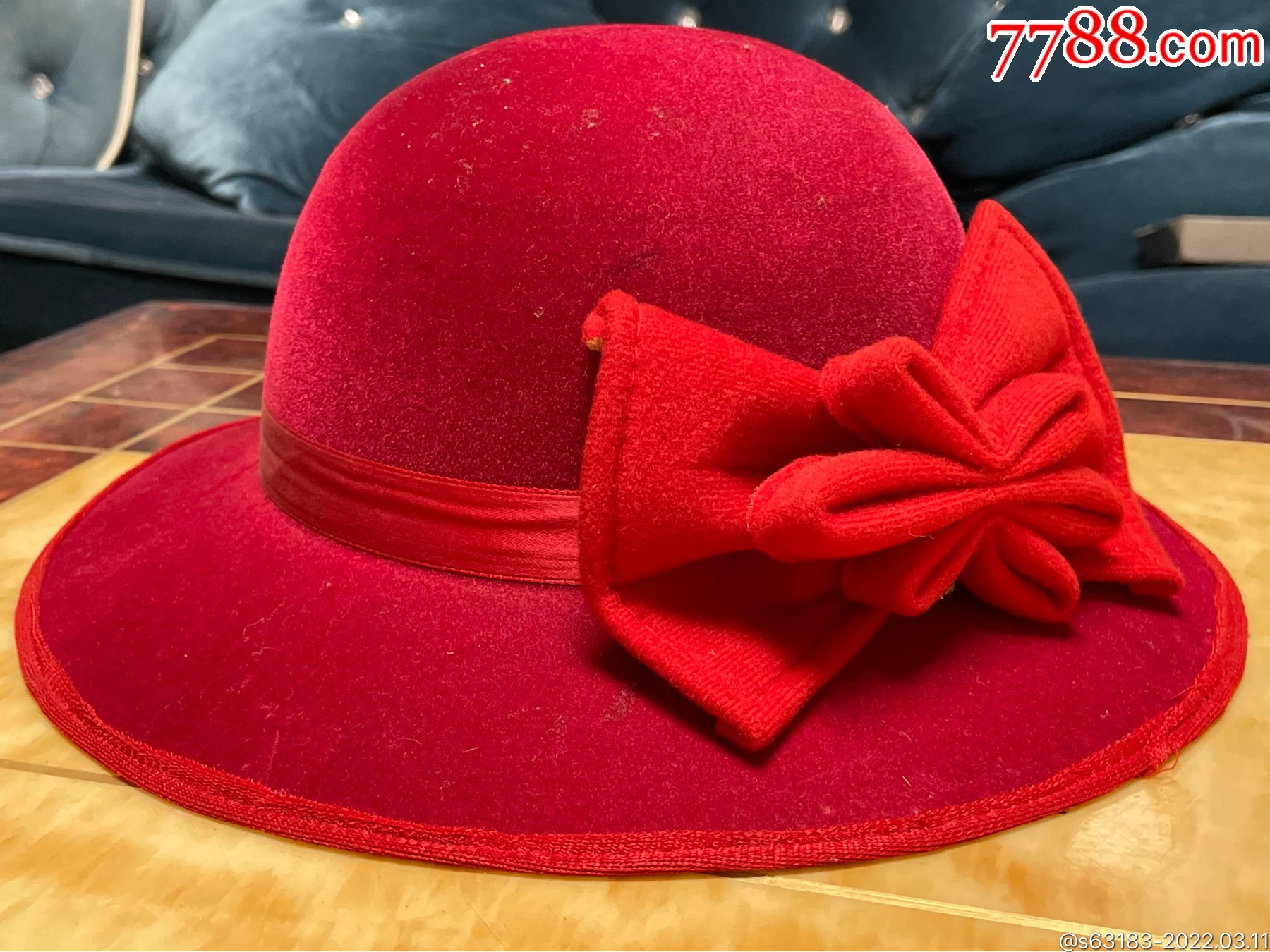 八十年代女士红礼帽经典可拍影视抖音用