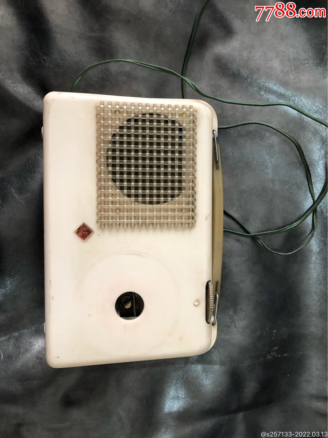 上海451型电子管收音机