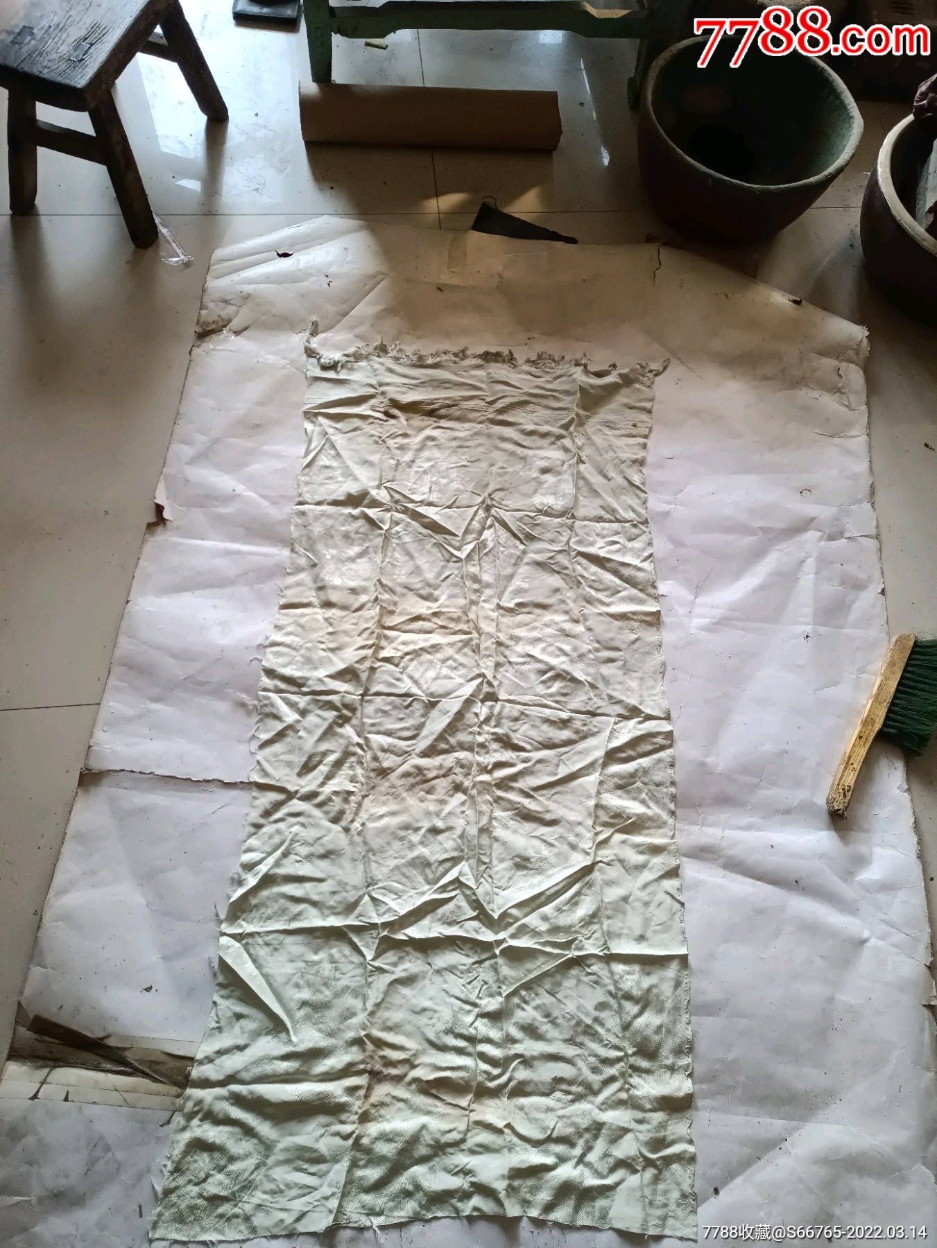 怀旧民国时期老蚕丝浅色围巾