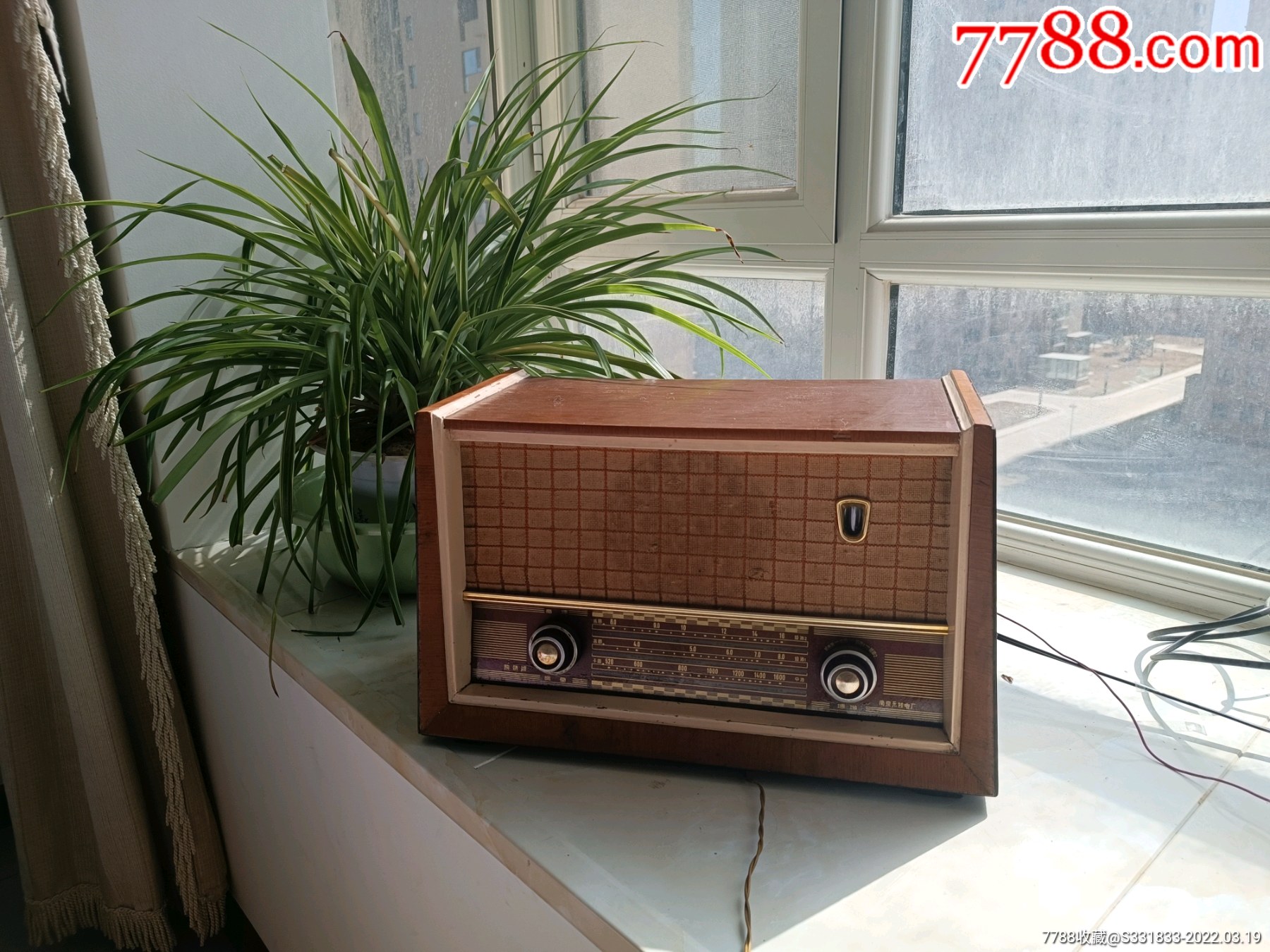 熊猫601电子管收音机