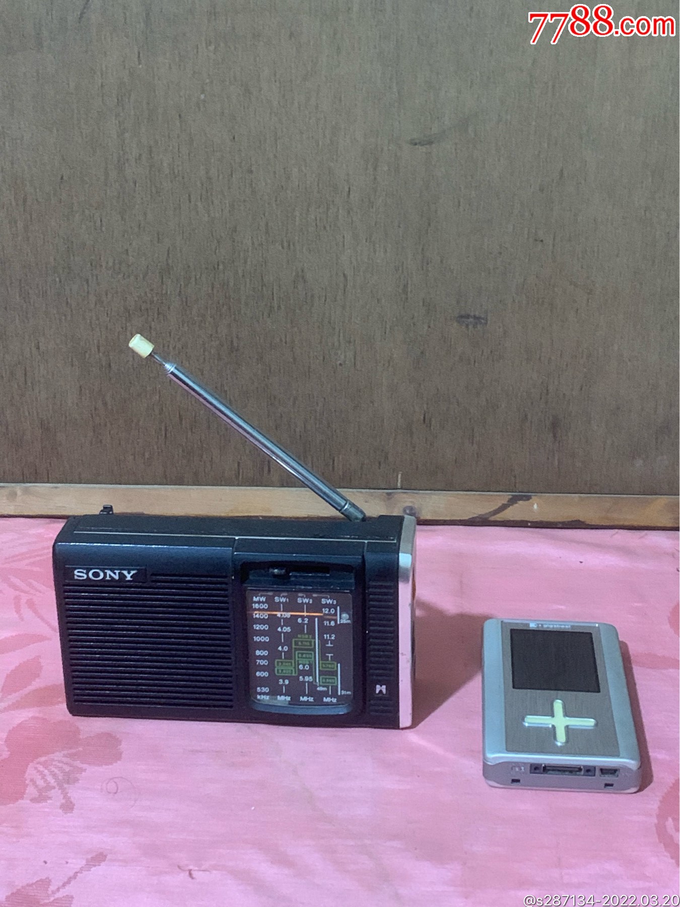 六十年代日产原产索尼牌收音机