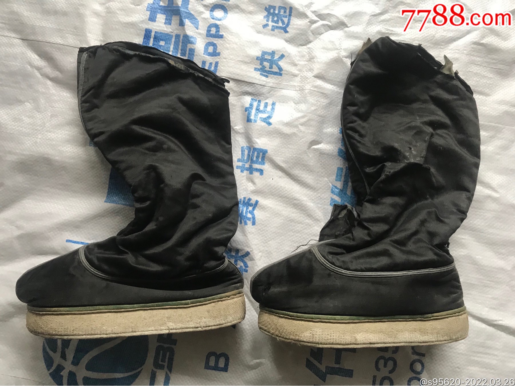 清代官靴清代朝靴清代官服收藏系列清代官员鞋子做工很好很好清代商号