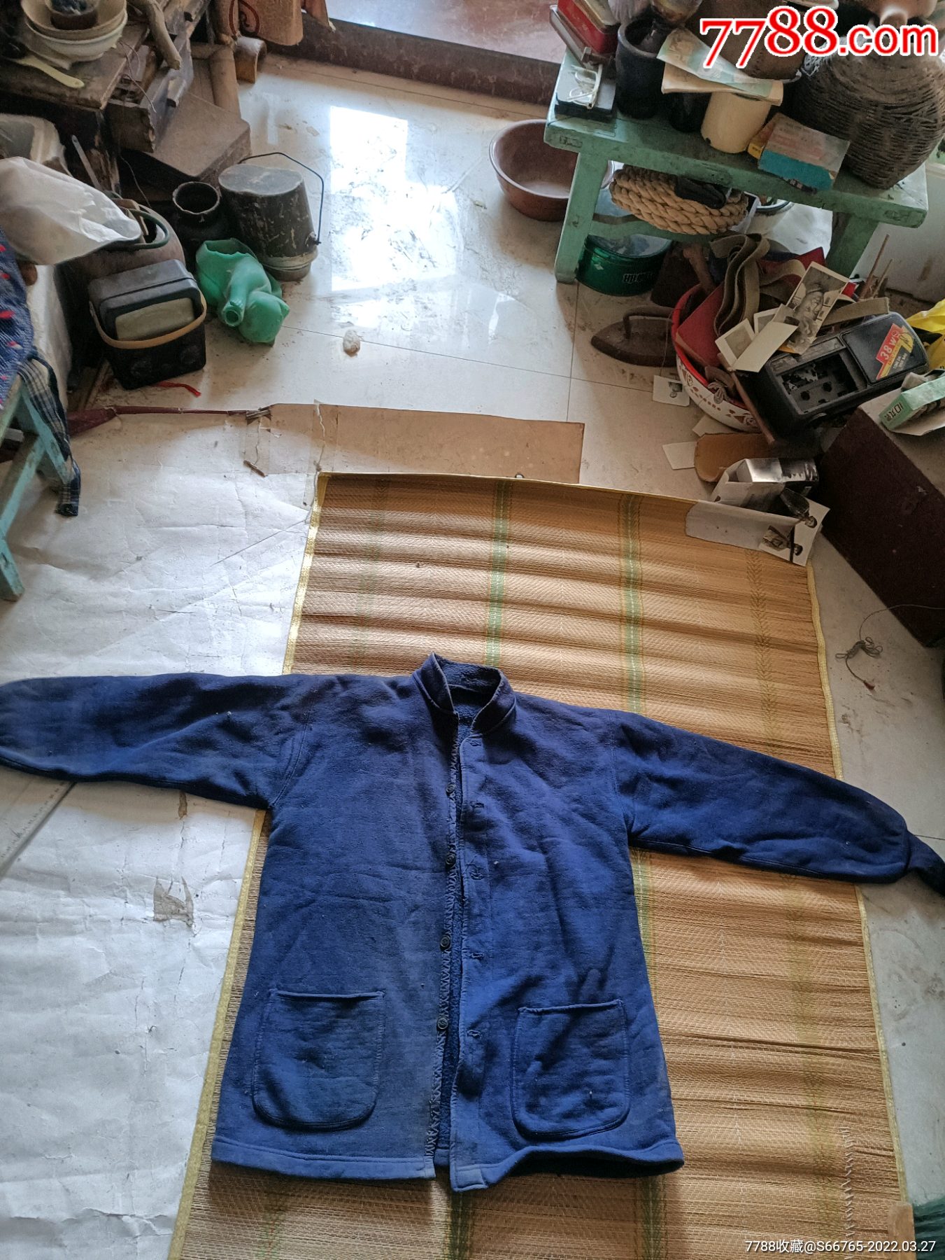 怀旧50年代老式深蓝色绒衣