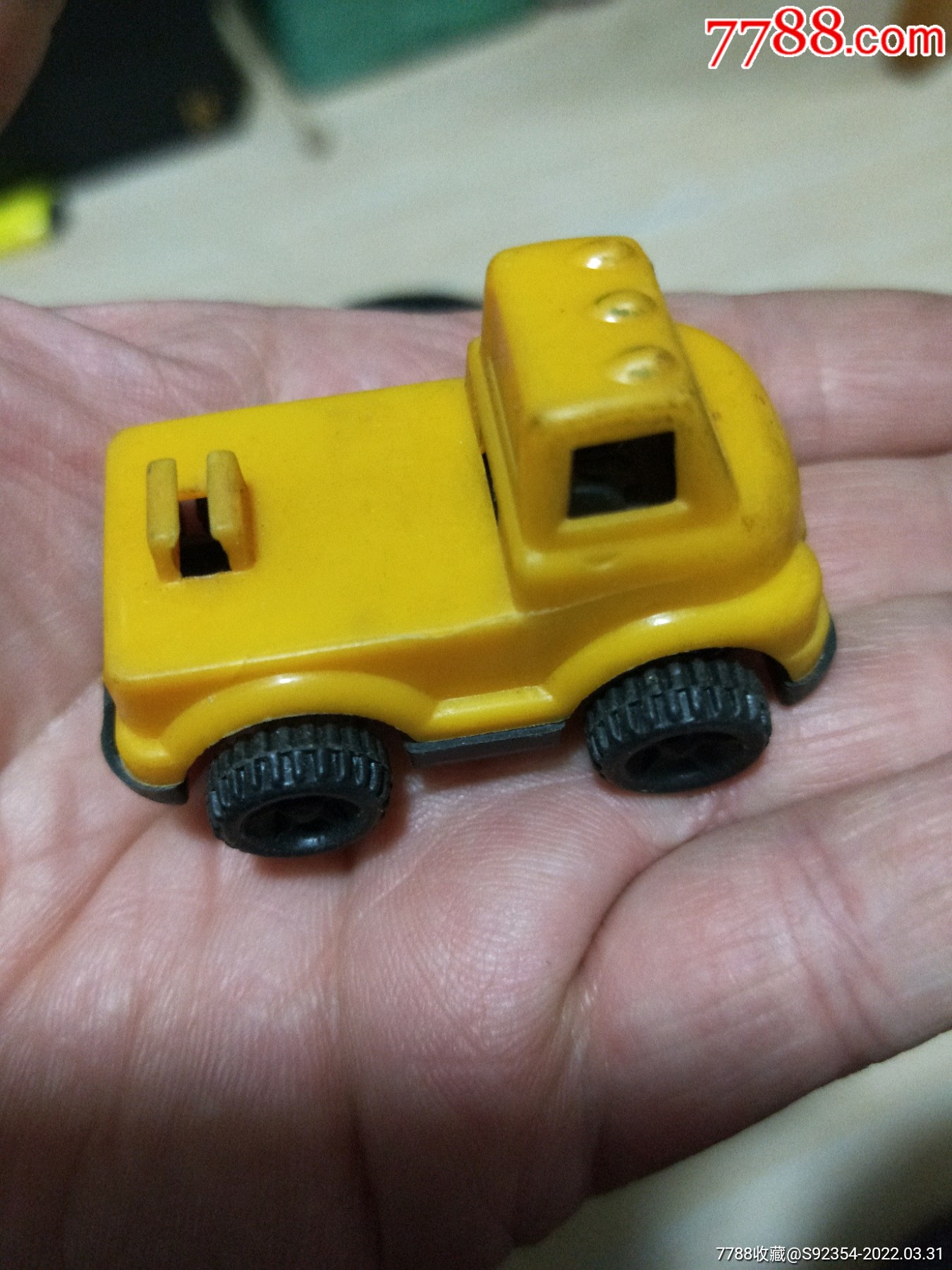 早期袖珍玩具小卡车