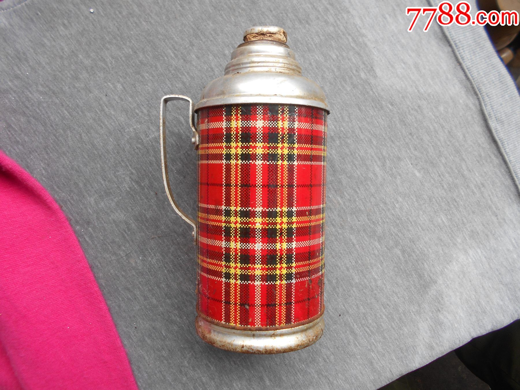 早期铁皮保温小瓶_水壶/壶类_南飞雁【7788收藏__收藏热线】
