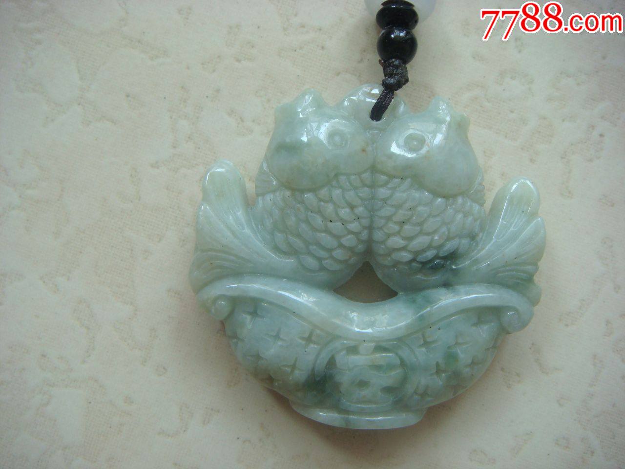 双鱼翡翠a吊坠