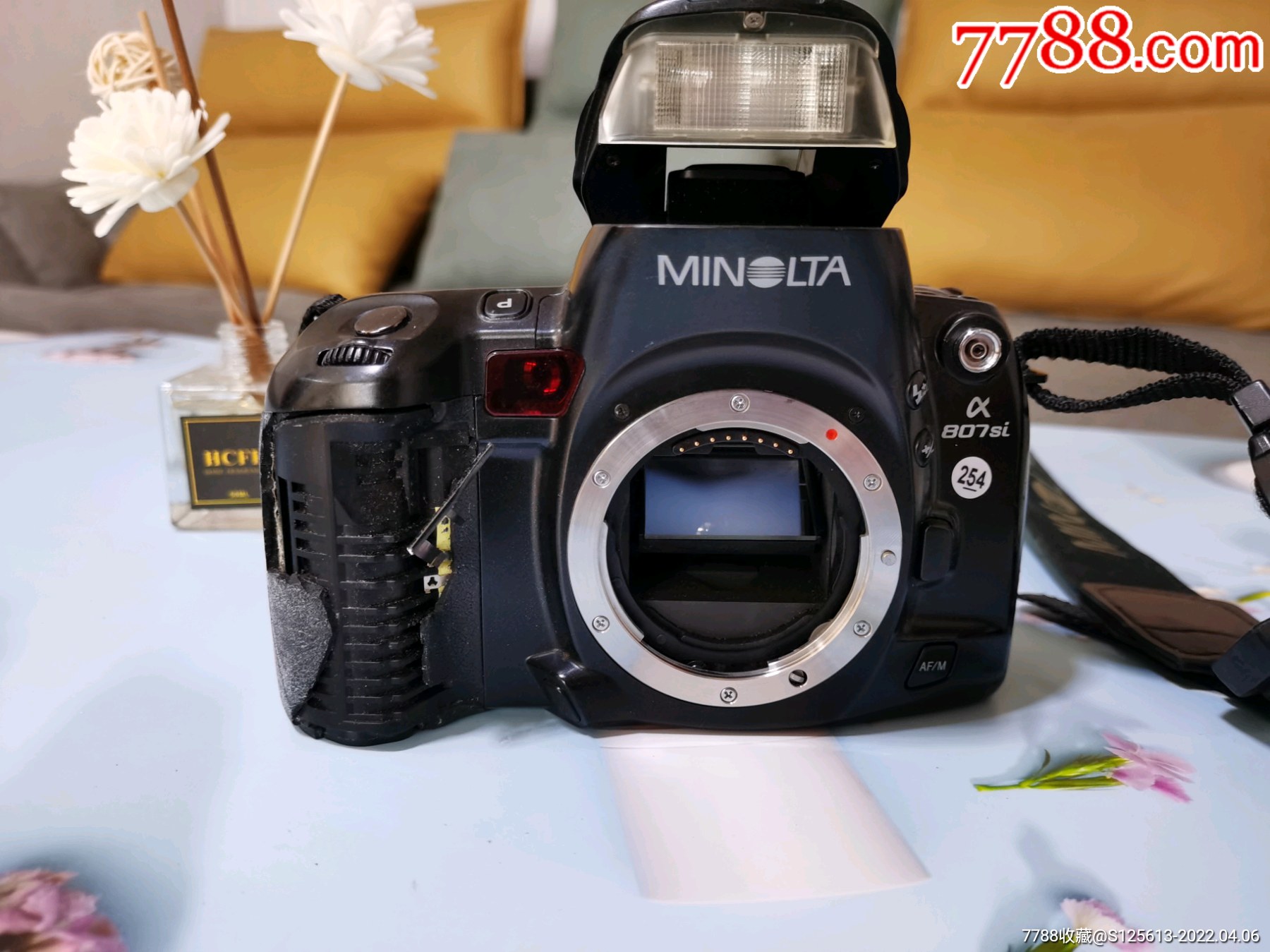 美能达807si单反相机机身