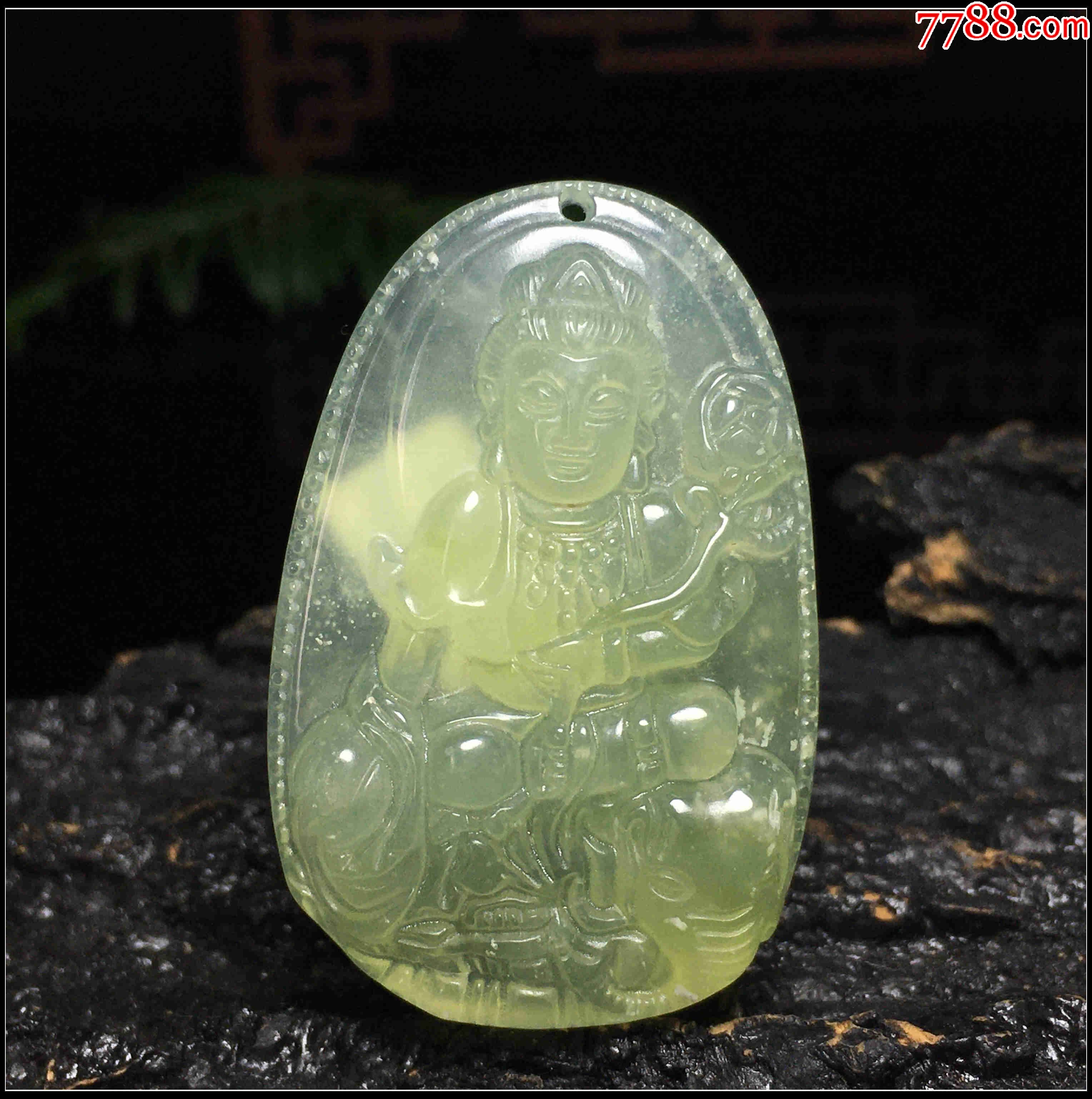 放漏1元拍岫玉湖水绿普贤菩萨吊坠