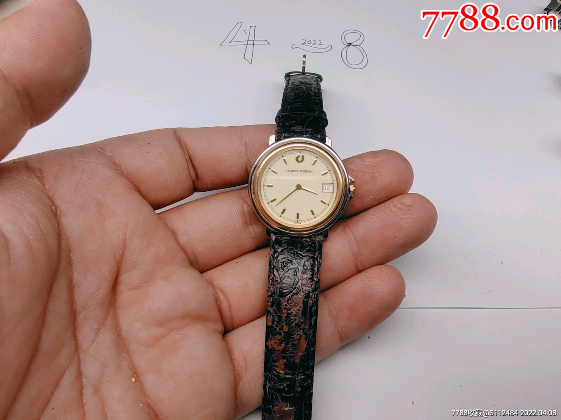 滚动鼠标滚轴,图片即可轻松放大,缩小更多"手表/腕表"商品>>>>￥229品